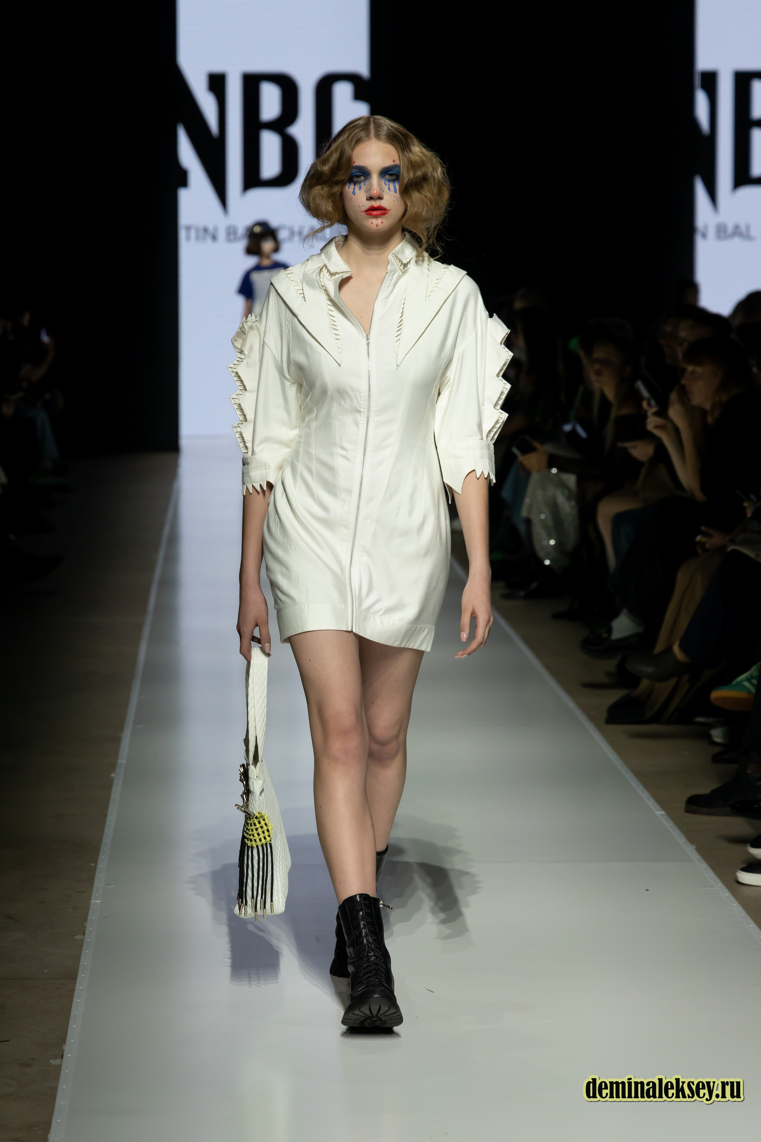 Московская неделя моды 2024 9 октября дизайнер NITIN BAL CHAHUAN presented by Fashion Design Council of India. Репортажный, семейный и студийный фотограф в Москве Демин Алексей