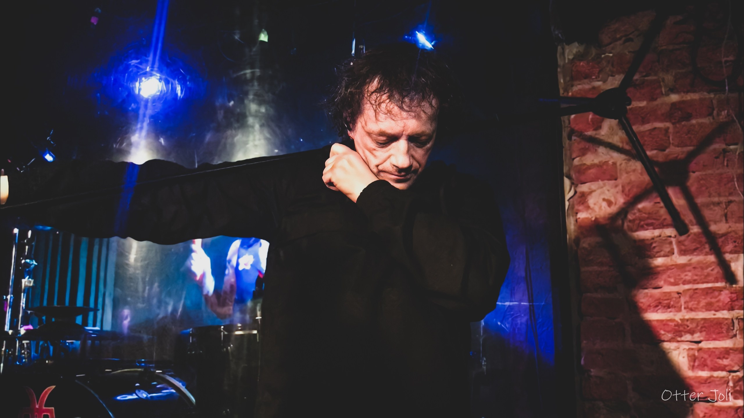 Screens. Концертный репортёр Валерия Сафина