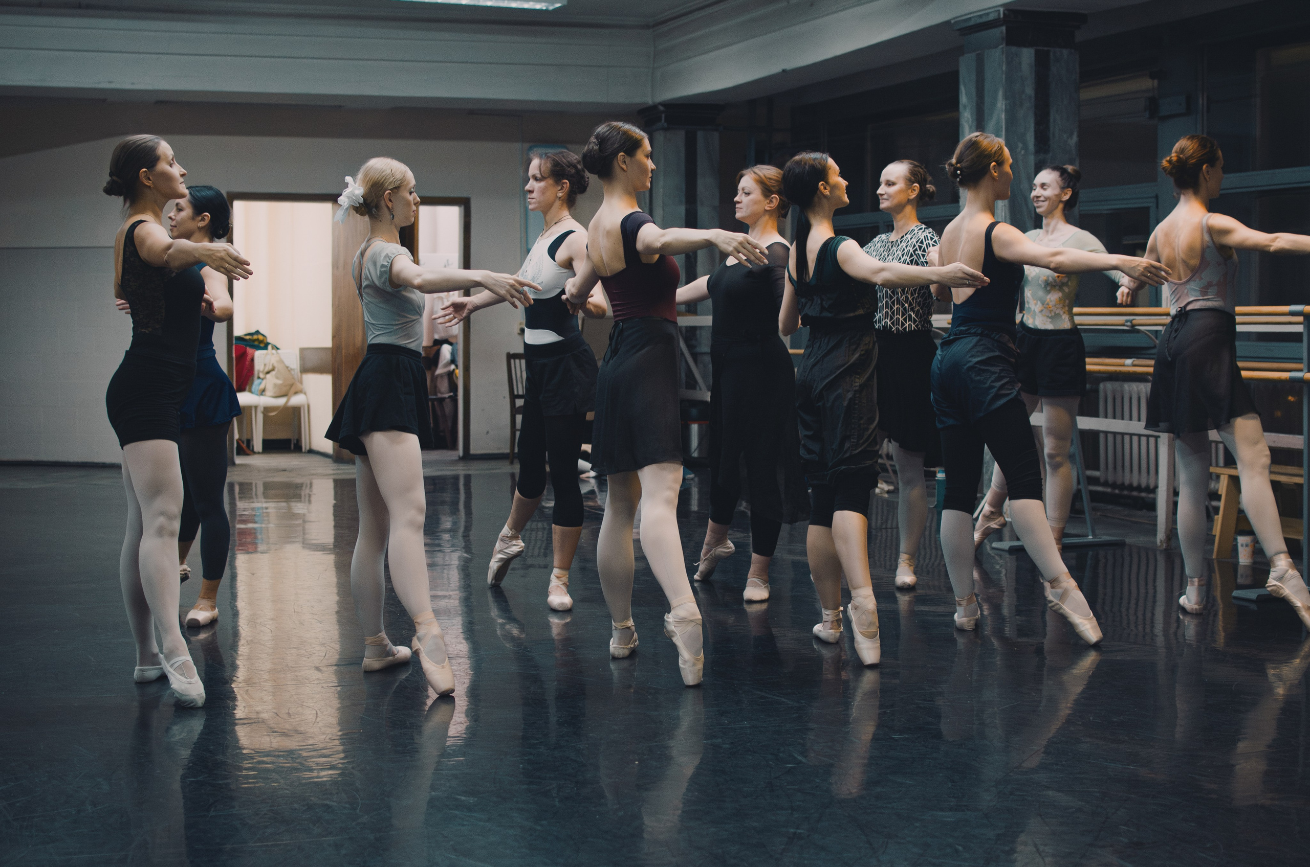 Балет, танец (концерты, уроки, репетиции, закулисье танцующих детей и взрослых). Портретный и репортажный фотограф в Санкт-Петербурге Варвара Жукова