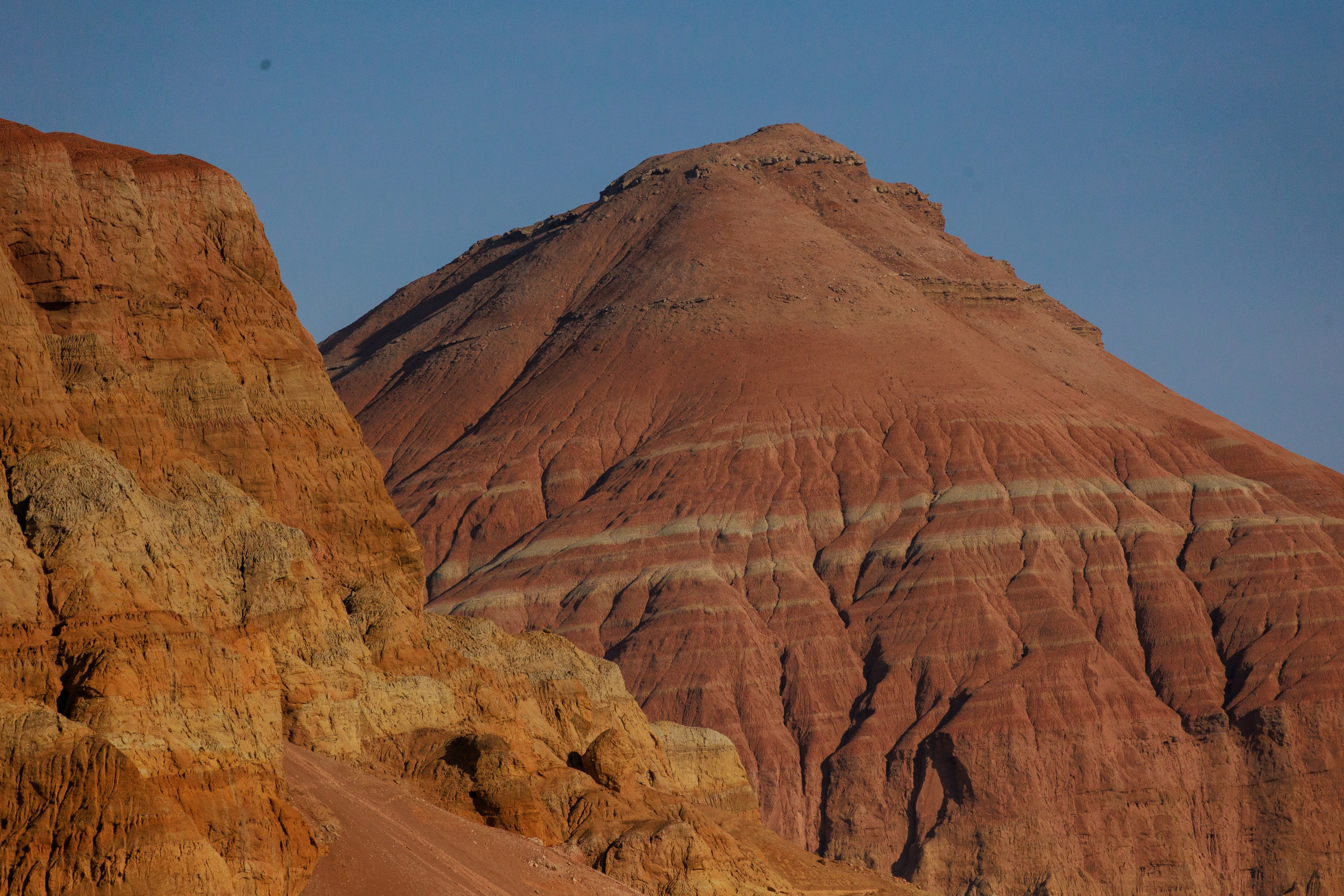 Алтын Эмель горы Актау. Фотограф Мальнева Юлия в Липецке, в Москве. Фотостудия MARU в Липецке