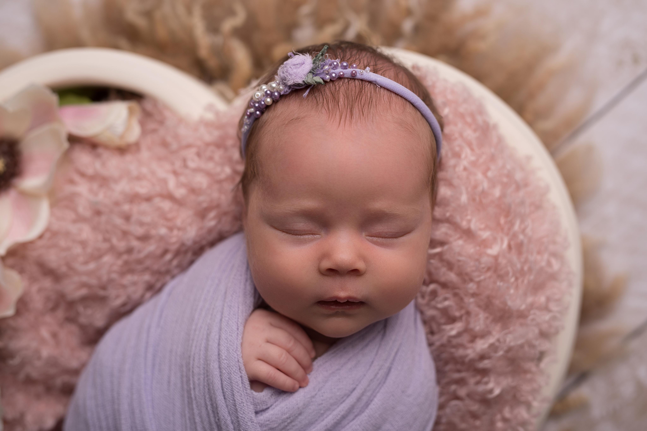 Ксюша, 19 дней. Фотограф новорожденных и детский фотограф в Екатеринбурге Ксени