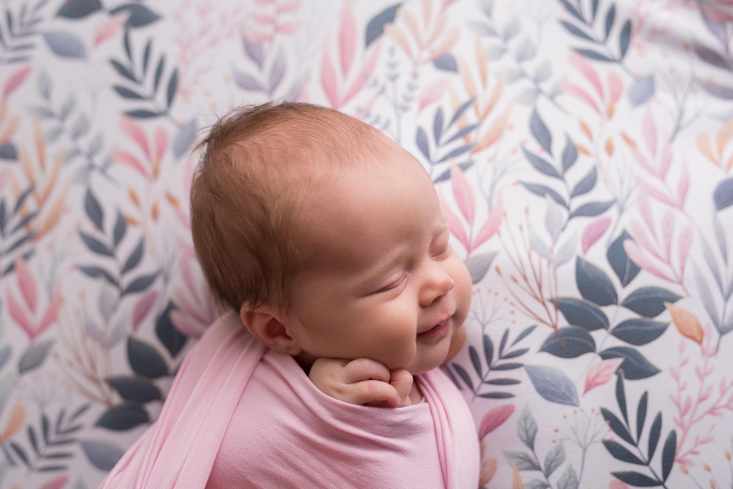 Ксюша, 19 дней. Фотограф новорожденных и детский фотограф в Екатеринбурге Ксени