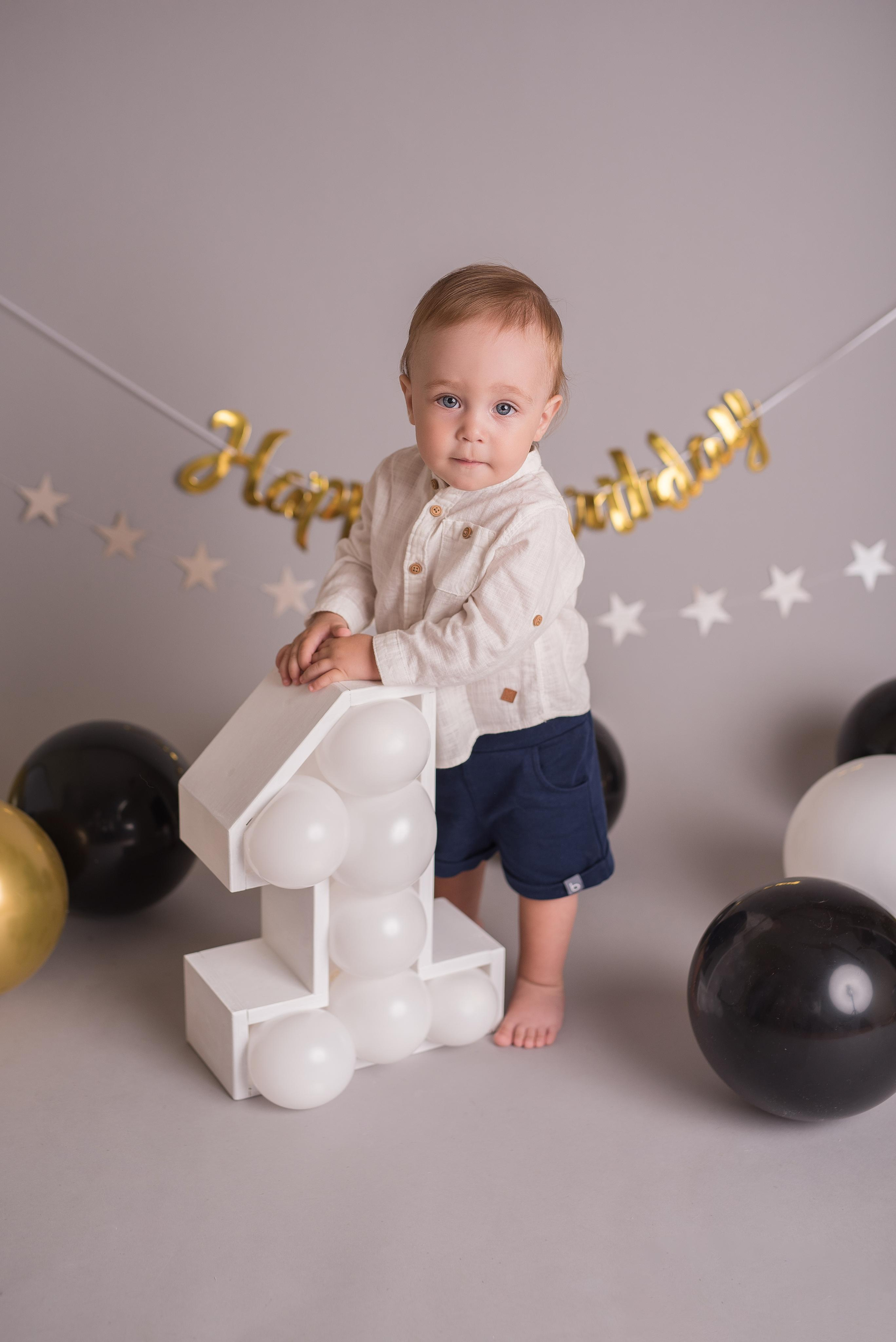 Артем, годик. Фотограф новорожденных и детский фотограф в Екатеринбурге Ксени