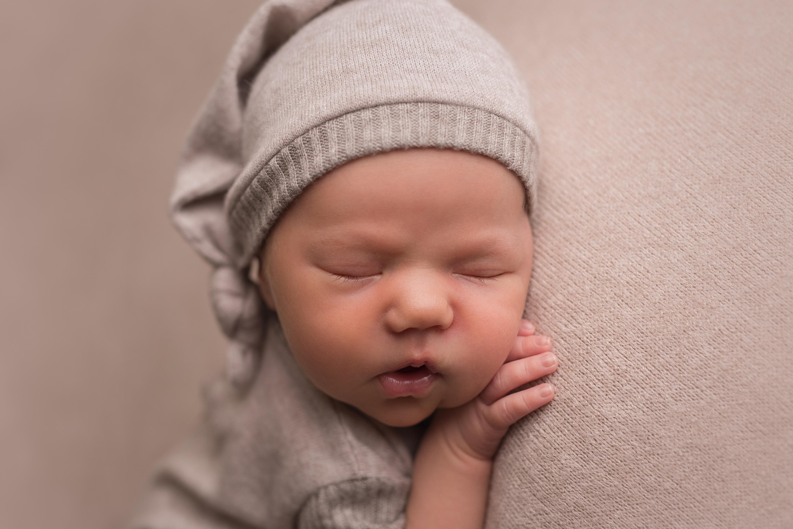 Марк, 10 дней. Фотограф новорожденных и детский фотограф в Екатеринбурге Ксени