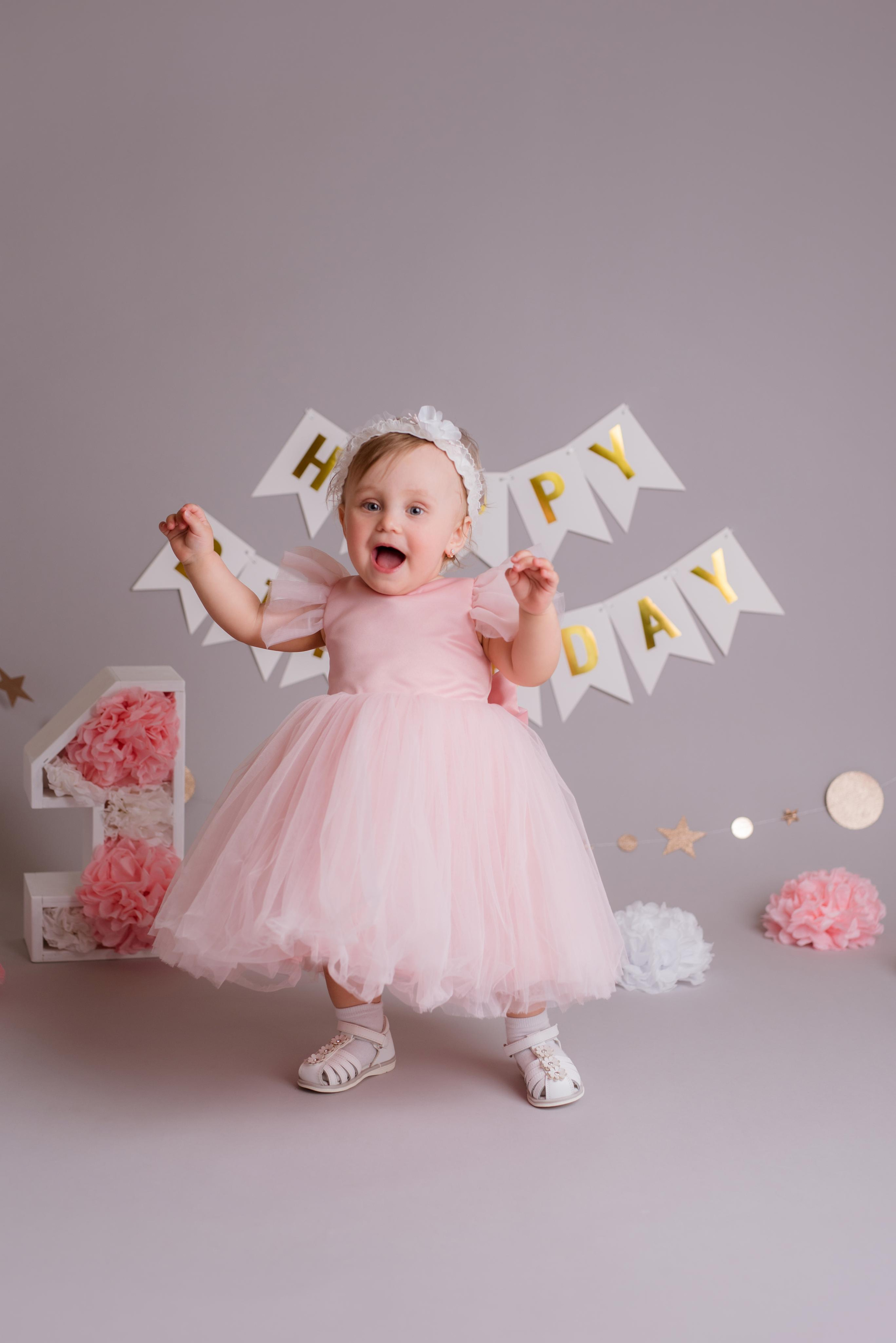 Настя, 1 год. Фотограф новорожденных и детский фотограф в Екатеринбурге Ксени