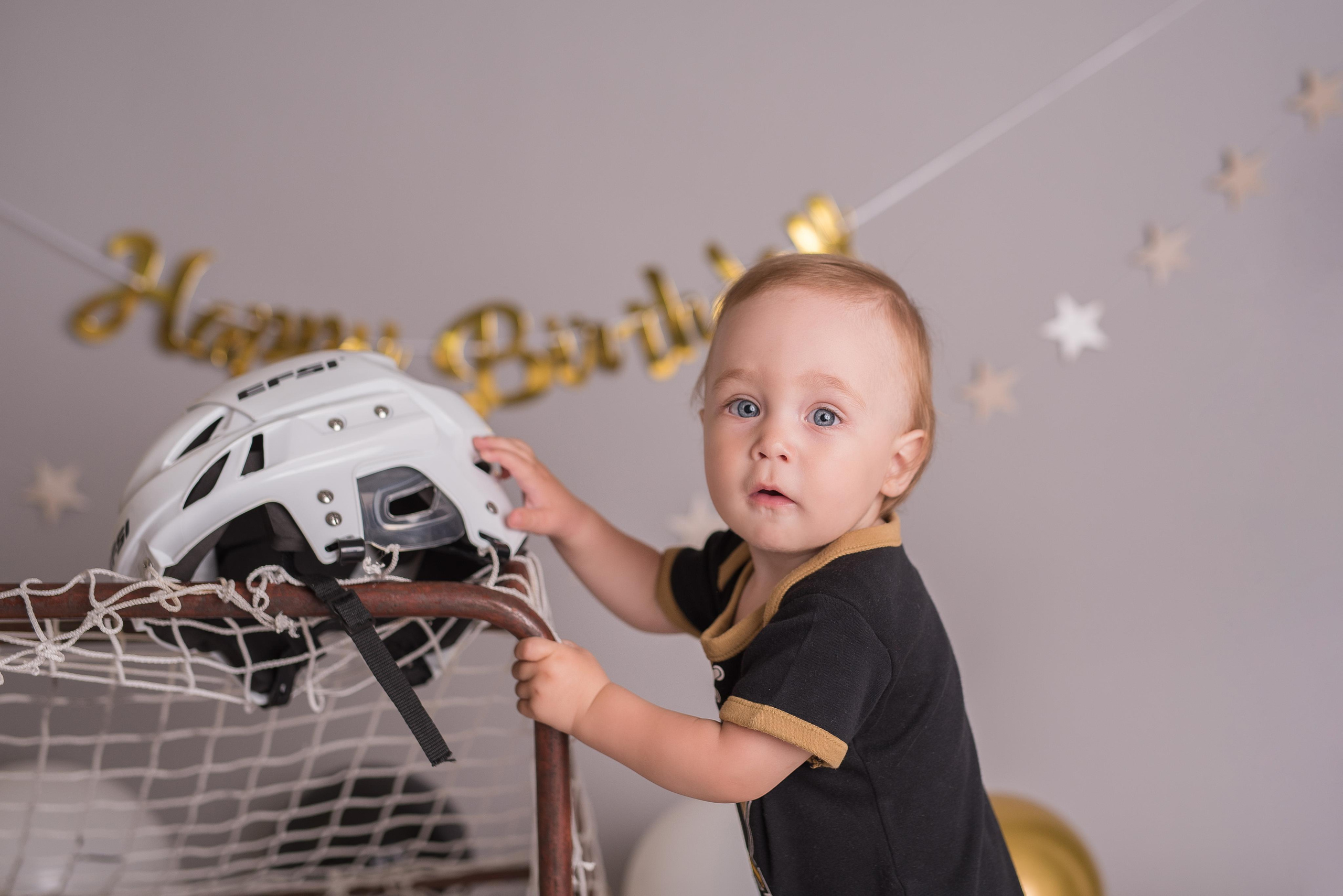 Артем, годик. Фотограф новорожденных и детский фотограф в Екатеринбурге Ксени