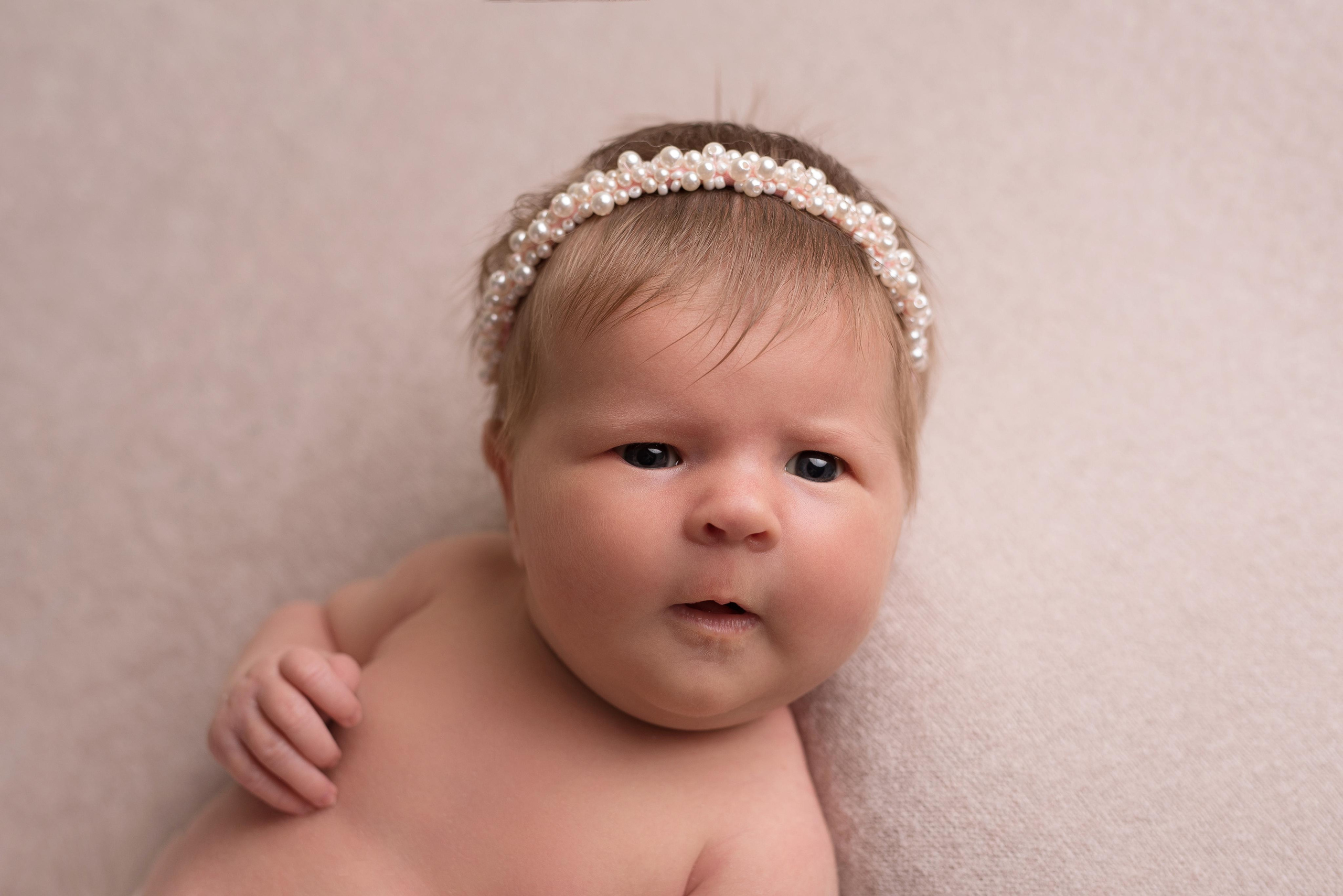 Яна, 20 дней. Фотограф новорожденных и детский фотограф в Екатеринбурге Ксени