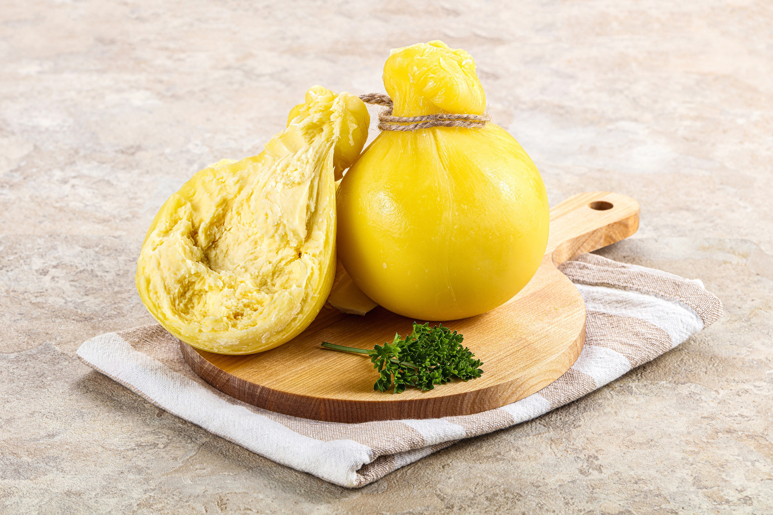 Съемка сыра и молочной продукции для производителей. Фуд-фотограф Андрей Старостин — съемка еды в Москве. 9000 руб. в час