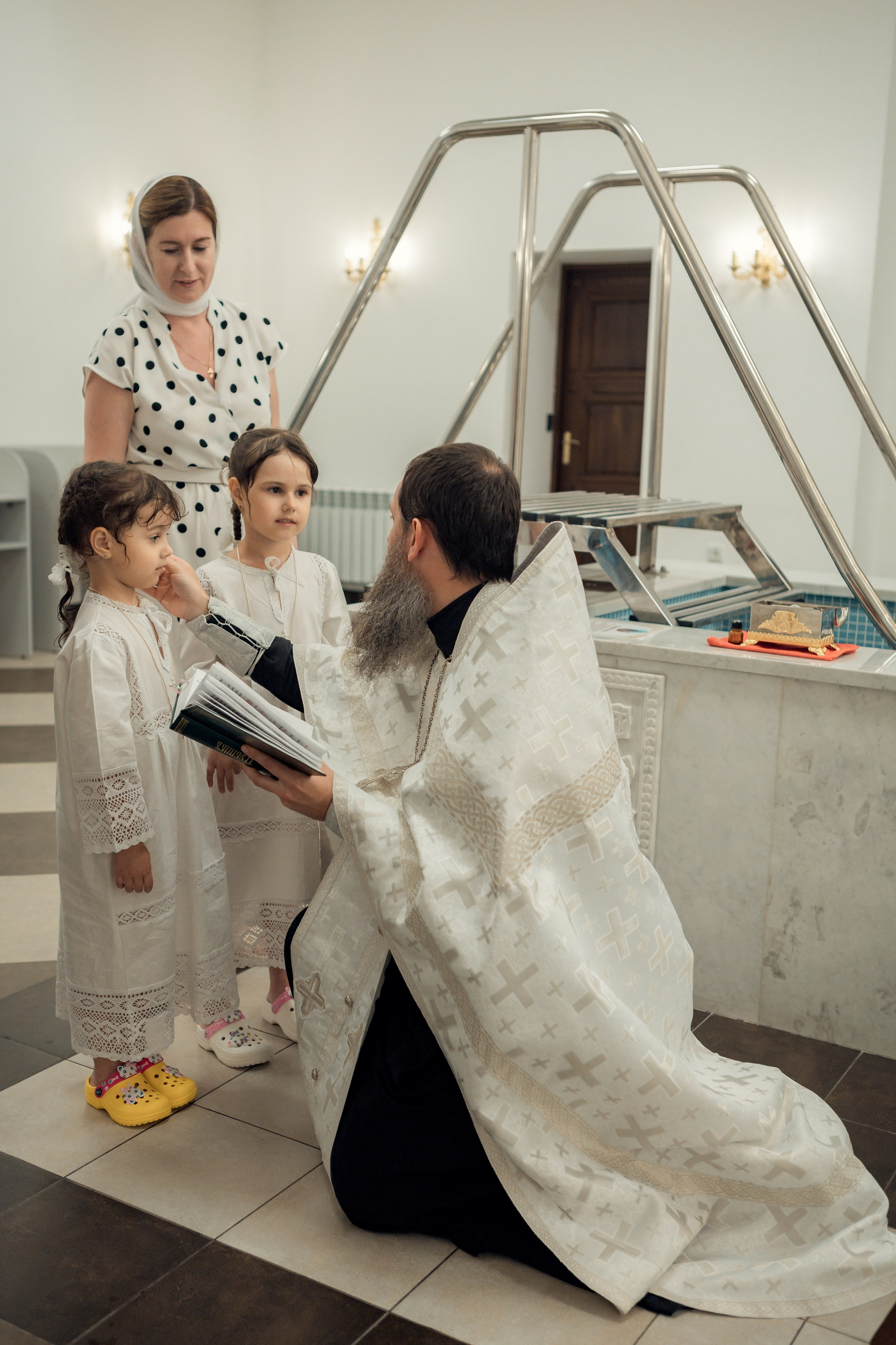 Крещение Татьяны и Анастасии. Photograph Svetlana Volkova