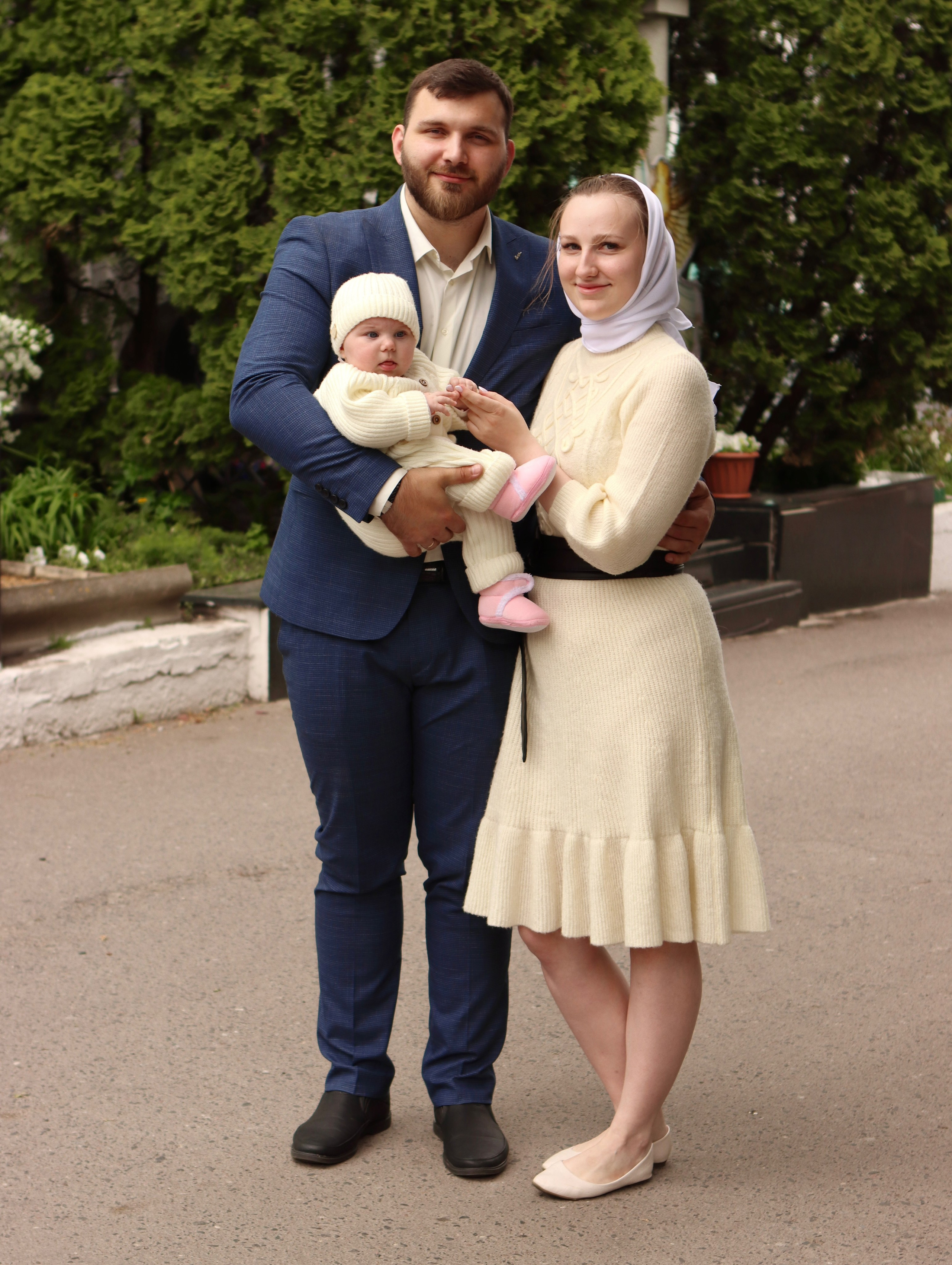 Анастасия и Вадим — крещение Виктории. Фотограф в Курске Смирнов Евгений