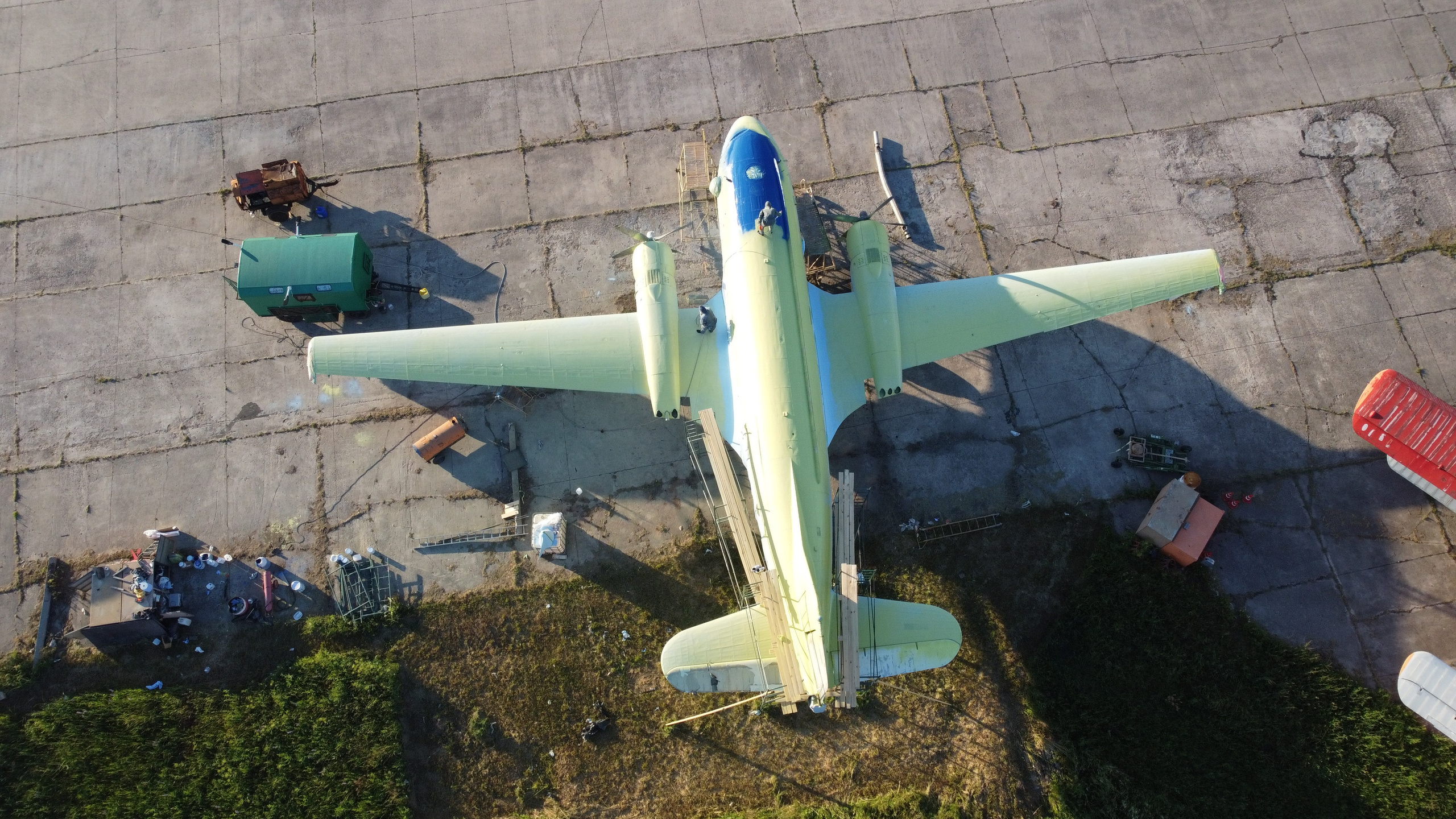 Ил-14Т «Голубая Мечта» — покраска (2022г). Фотоальбом показывающий увлекательный мир авиации и мир медведей Андрея Иванова