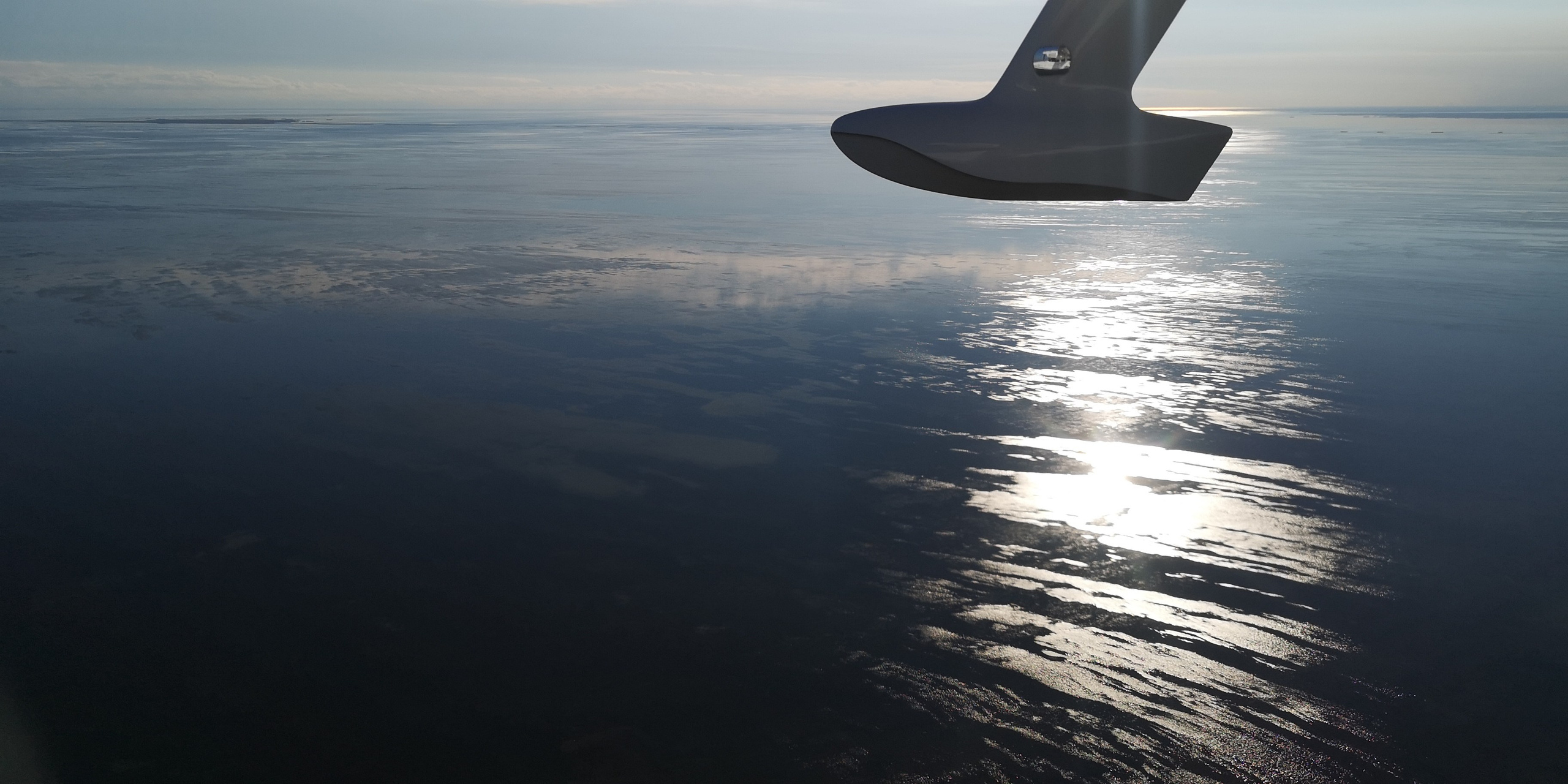 Каспийское море (наука на Ла-8) (2021 г.). Фотоальбом показывающий увлекательный мир авиации и мир медведей Андрея Иванова