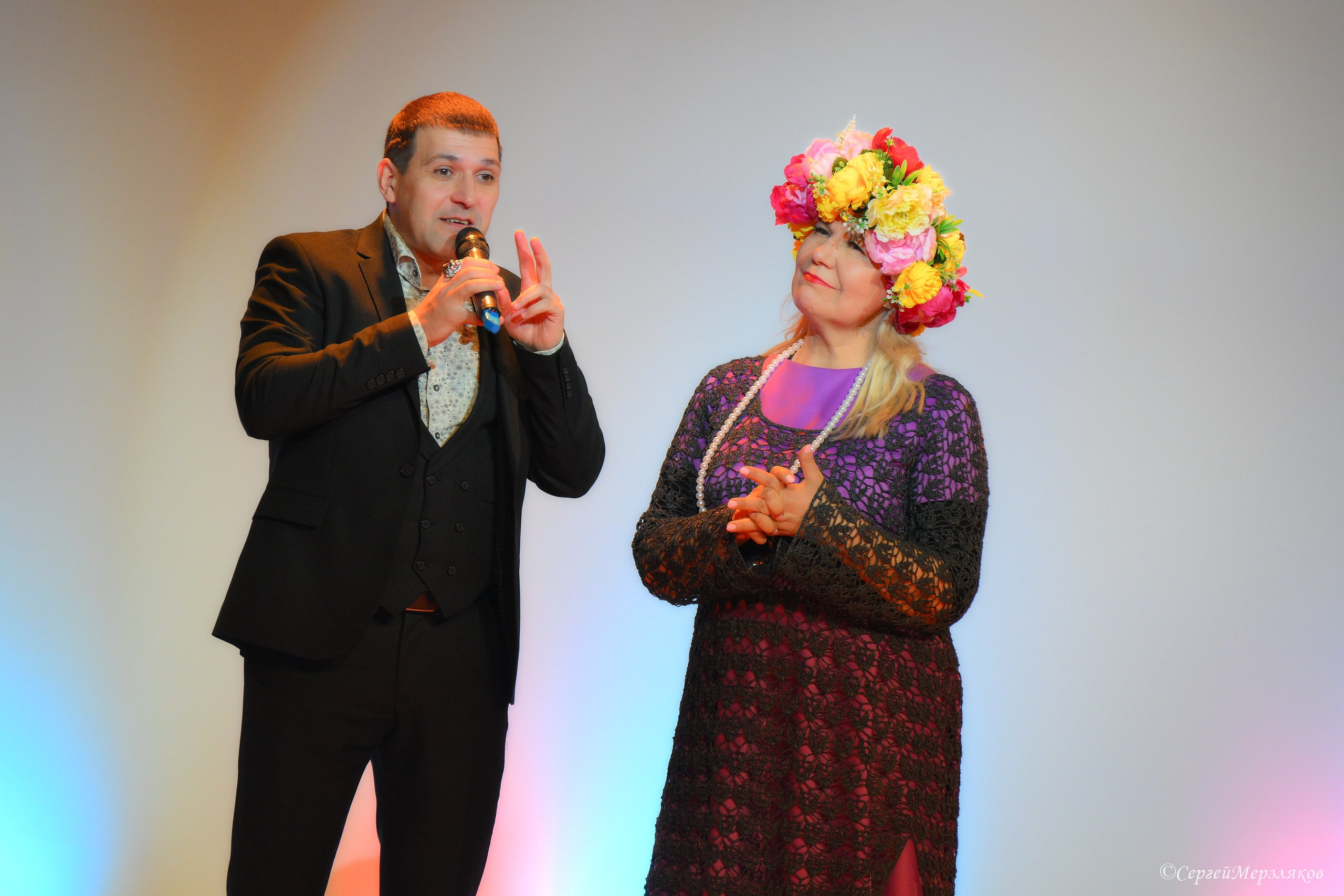 Концерт Марии Толстухиной. Ижевск 07.04.2024 ДК Строитель. Спортивный репортажный фотограф в Ижевске Сергей Мерзляков