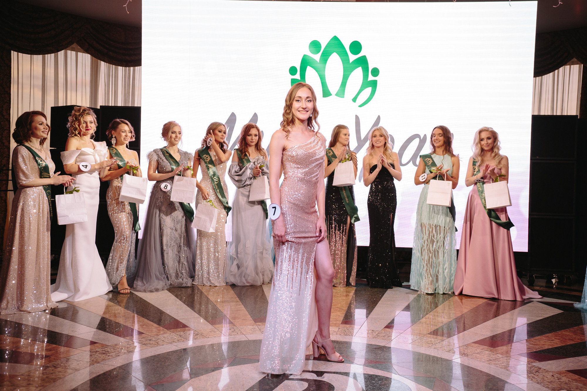 MISS URAL LETO 2021. Репортажный фотограф Макс Брагин