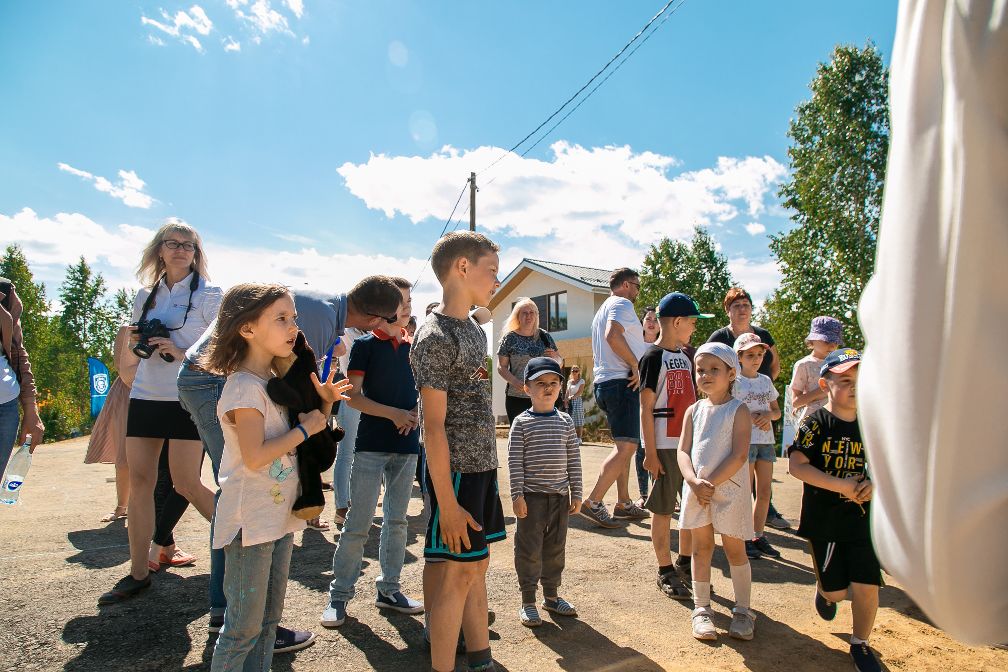 Открытие дачного поселка #Дачазаканикулы. Репортажный фотограф Макс Брагин