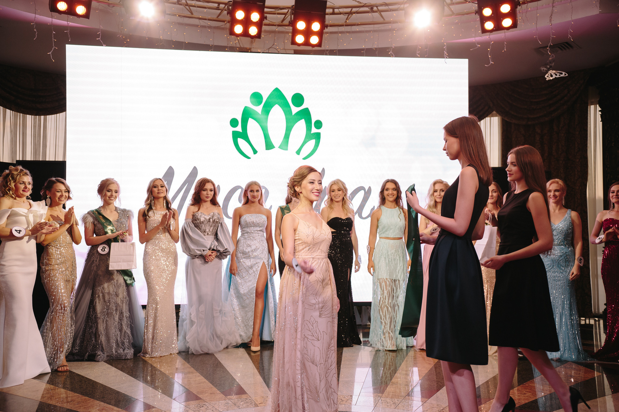 MISS URAL LETO 2021. Репортажный фотограф Макс Брагин