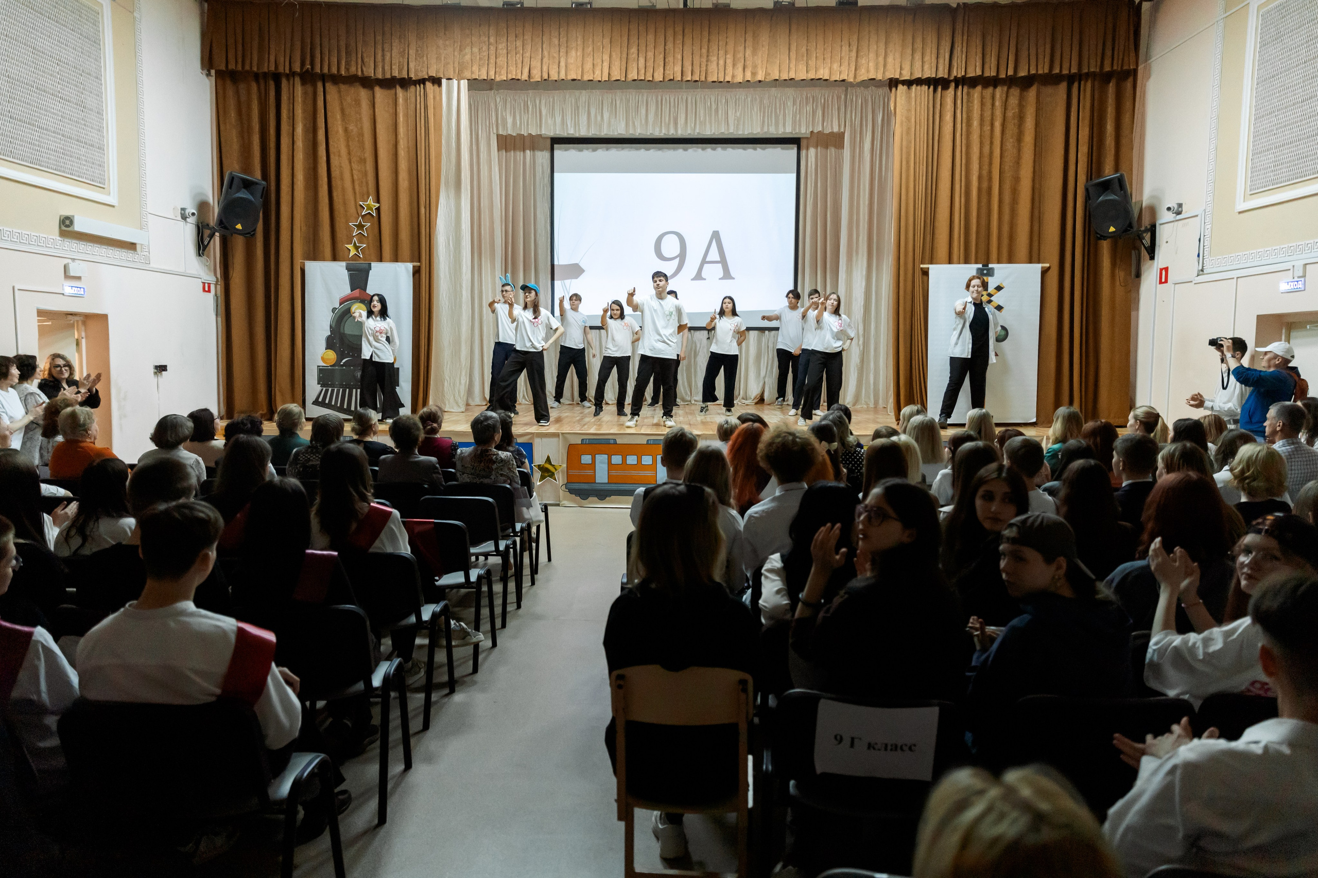 Выпускной шк 88 9-е кл. 24.05.2024. Свадебный и Семейный фотограф г. Ижевск Гульназ Солдатова. Гульназ фото