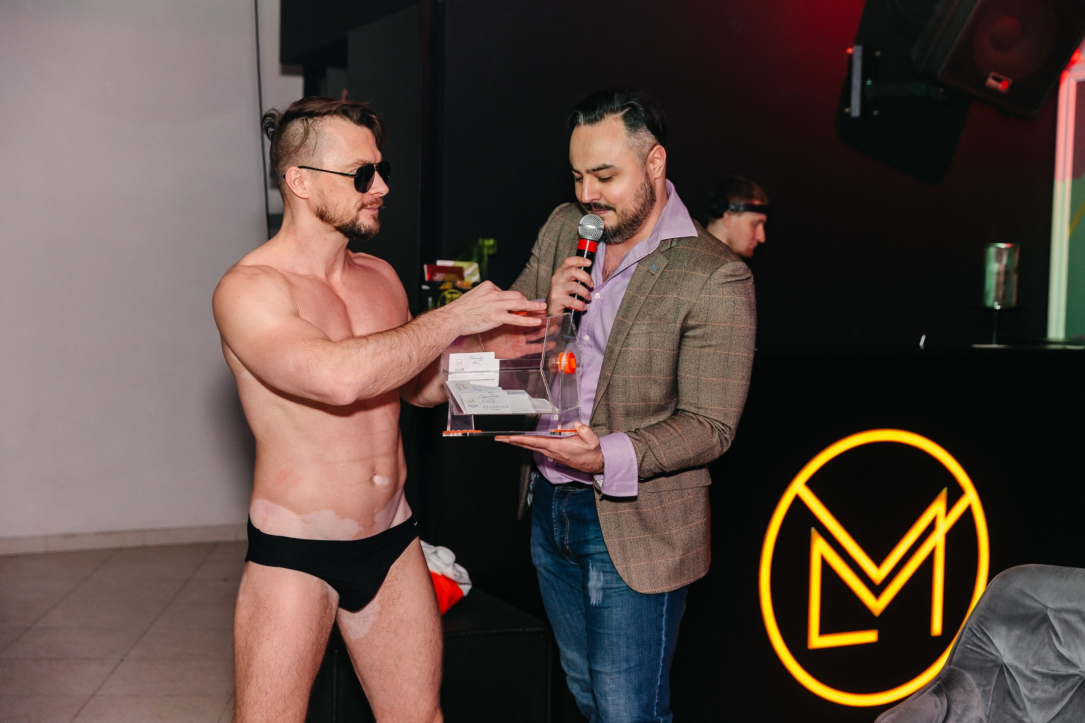 8 марта в лаунж-баре Major 2024. Свадебный, семейный и детский фотограф в Калининграде Елена Кравцова