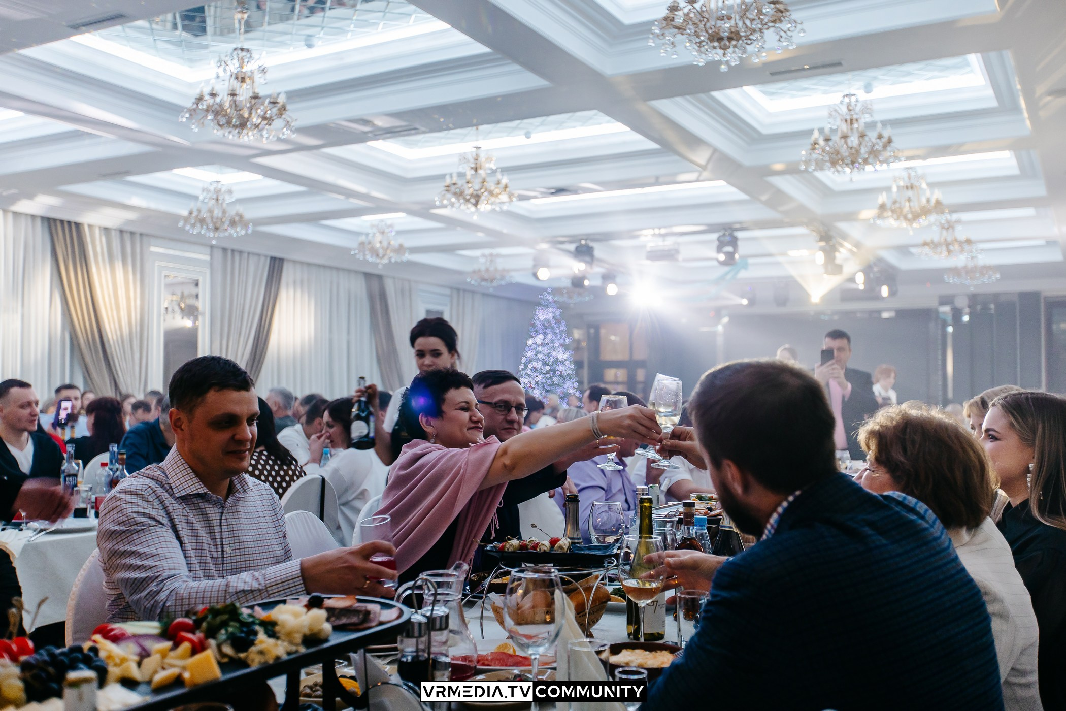 Мюзикл «12 Месяцев» в ресторане «Лазурный берег»