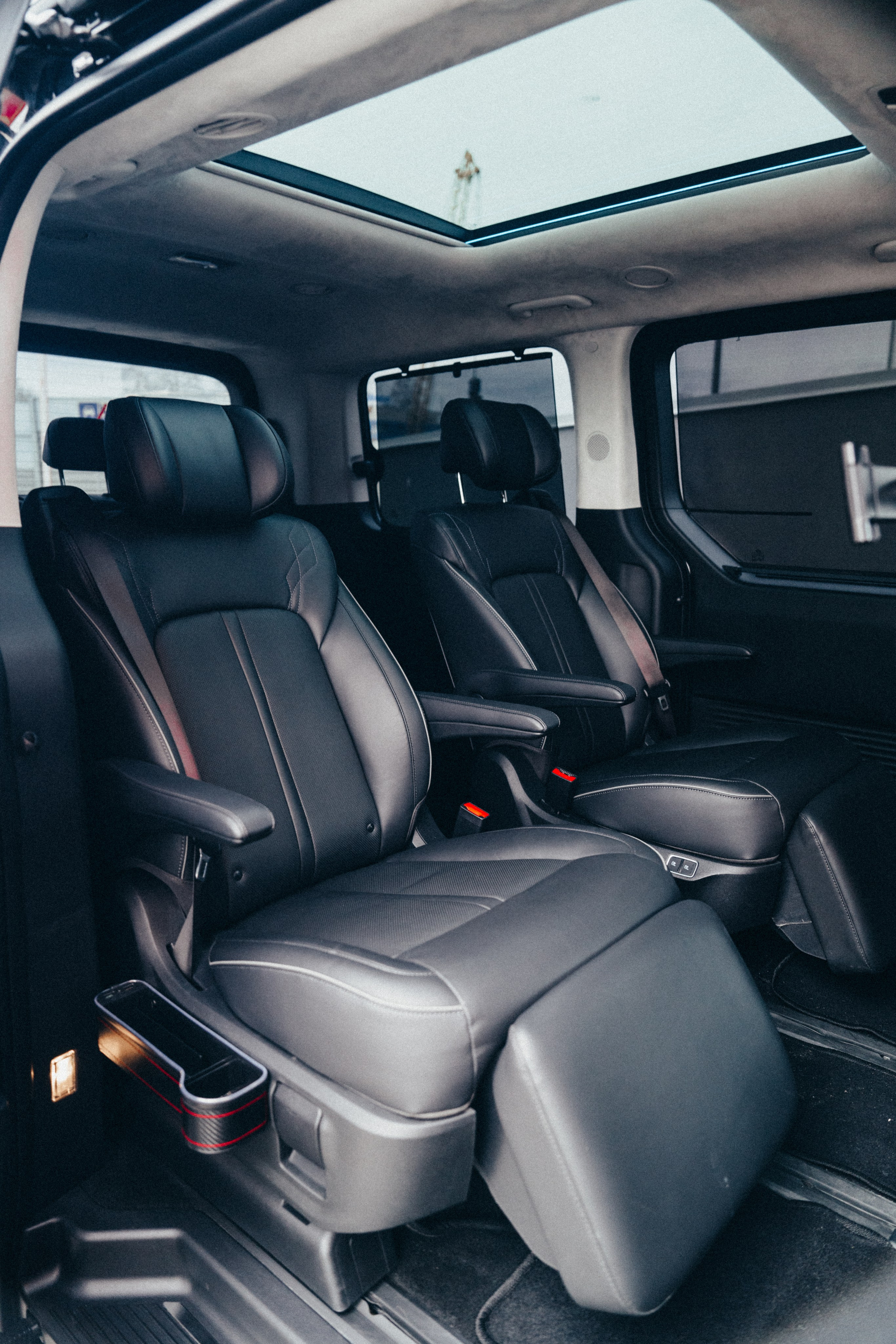 Hyundai Staria. Идеальные портреты для соцсетей — Фотограф Ленар