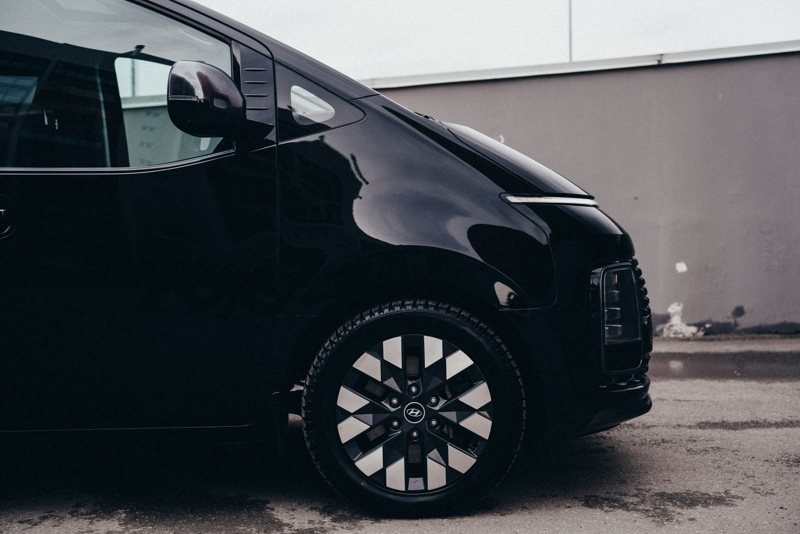 Hyundai Staria. Идеальные портреты для соцсетей — Фотограф Ленар