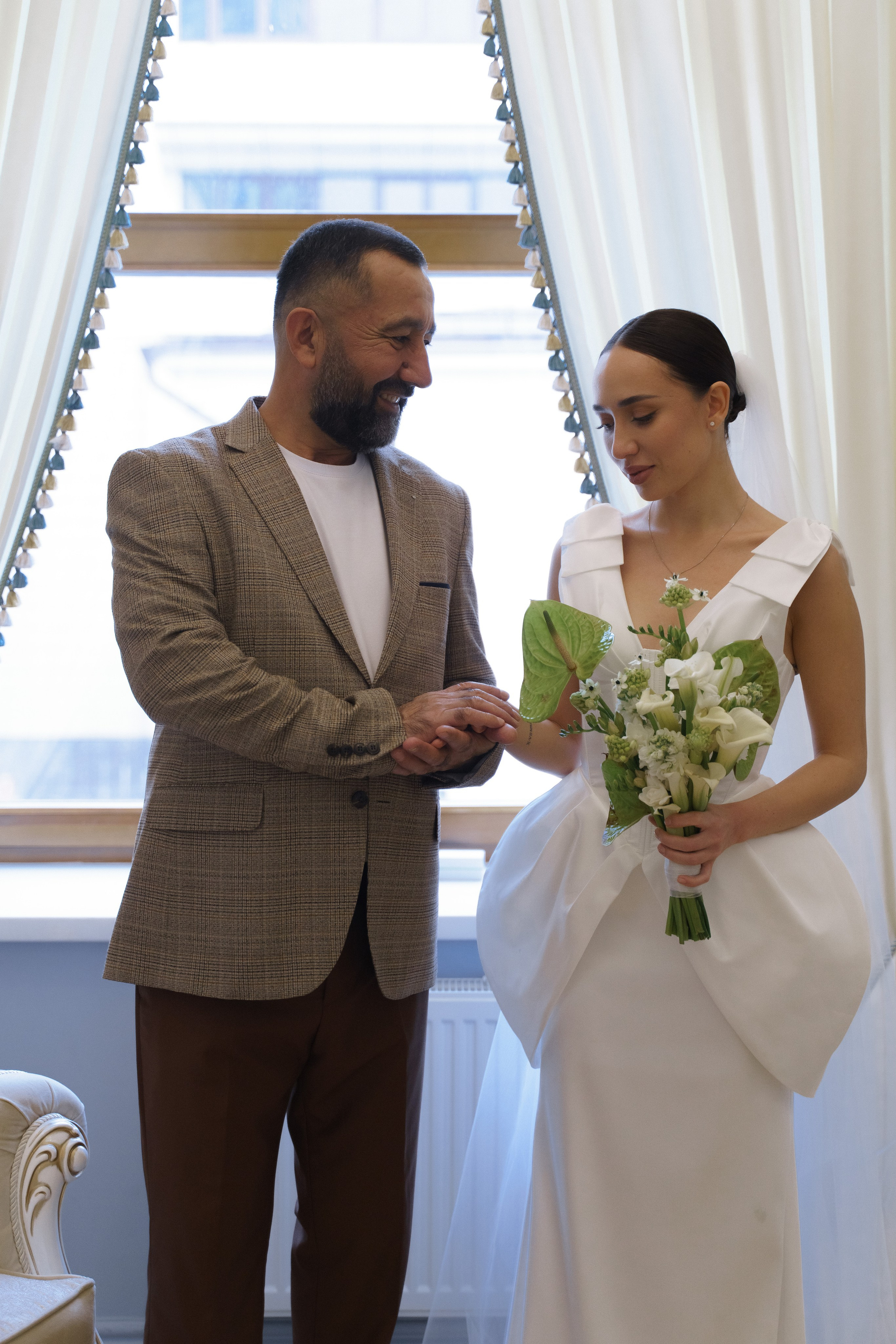 Даниил и Вивея. Свадебный фотограф Анастасия Хабарова в Новоуральске и Екатеринбурге