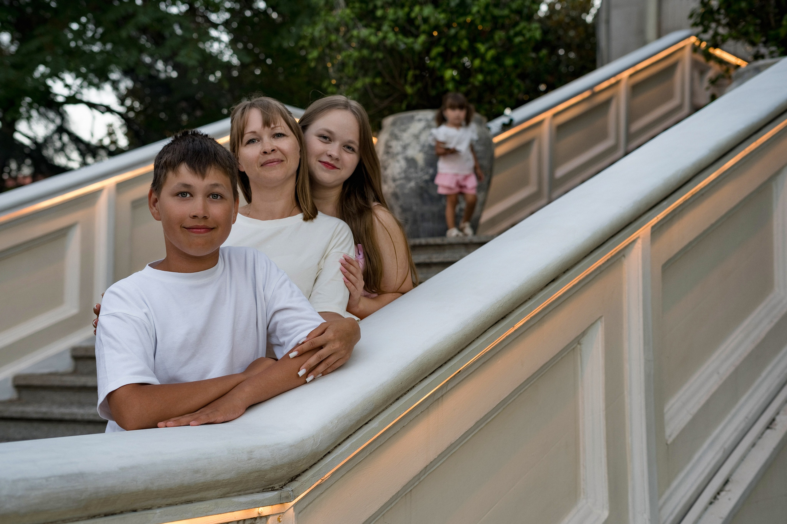 Семейная фотосессия в центре Сочи. Профессиональный Фотограф в Сочи Марина Ситкина