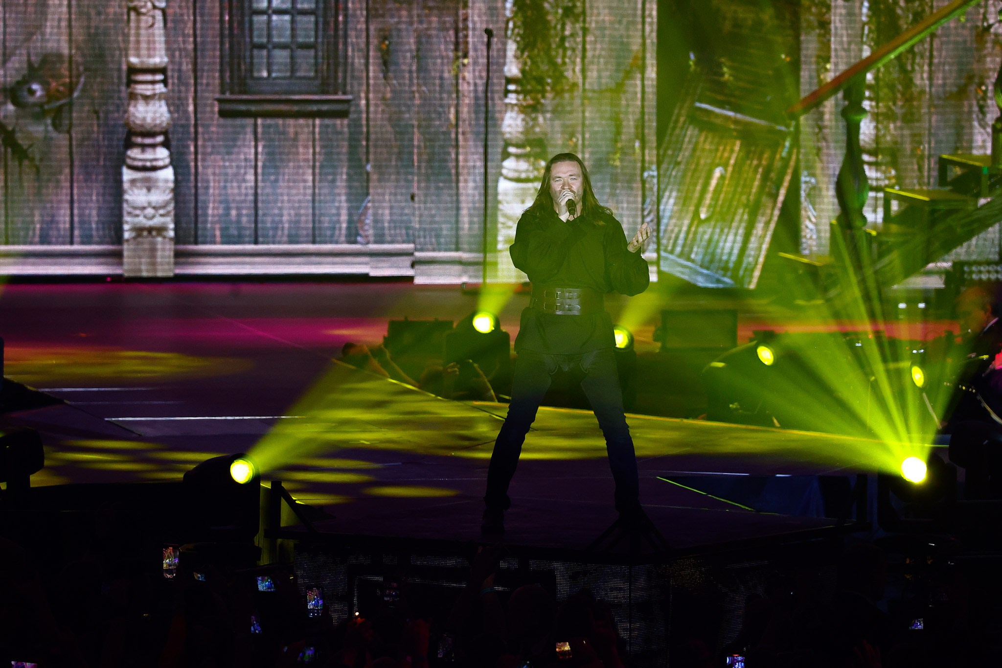 ШОУ ГОСТЬ ИЗ ЦАРСТВА ТЕНЕЙ (АРИЯ)