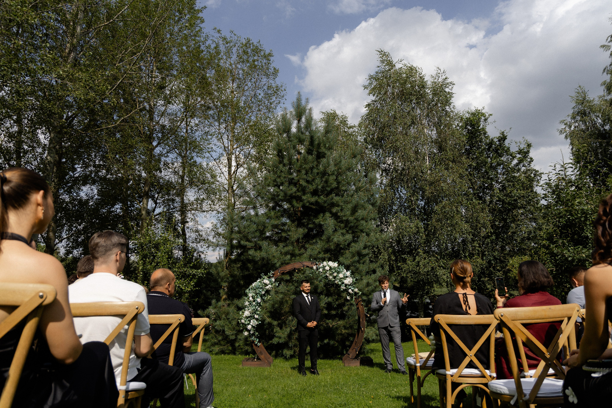 Свадебная фотосессия в агроусадьбе Лабодянка в Минске. Свадебный фотограф в Минске/Беларуси Сергей Спиридонов