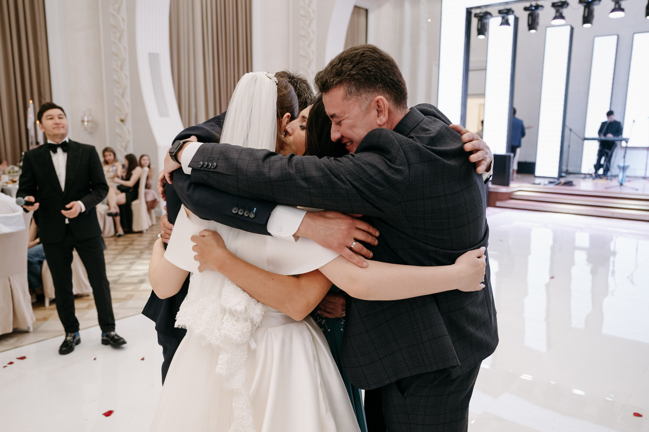 IGOR & KARINA. Свадебный и семейный фотограф в Астане Едиресов Магжан