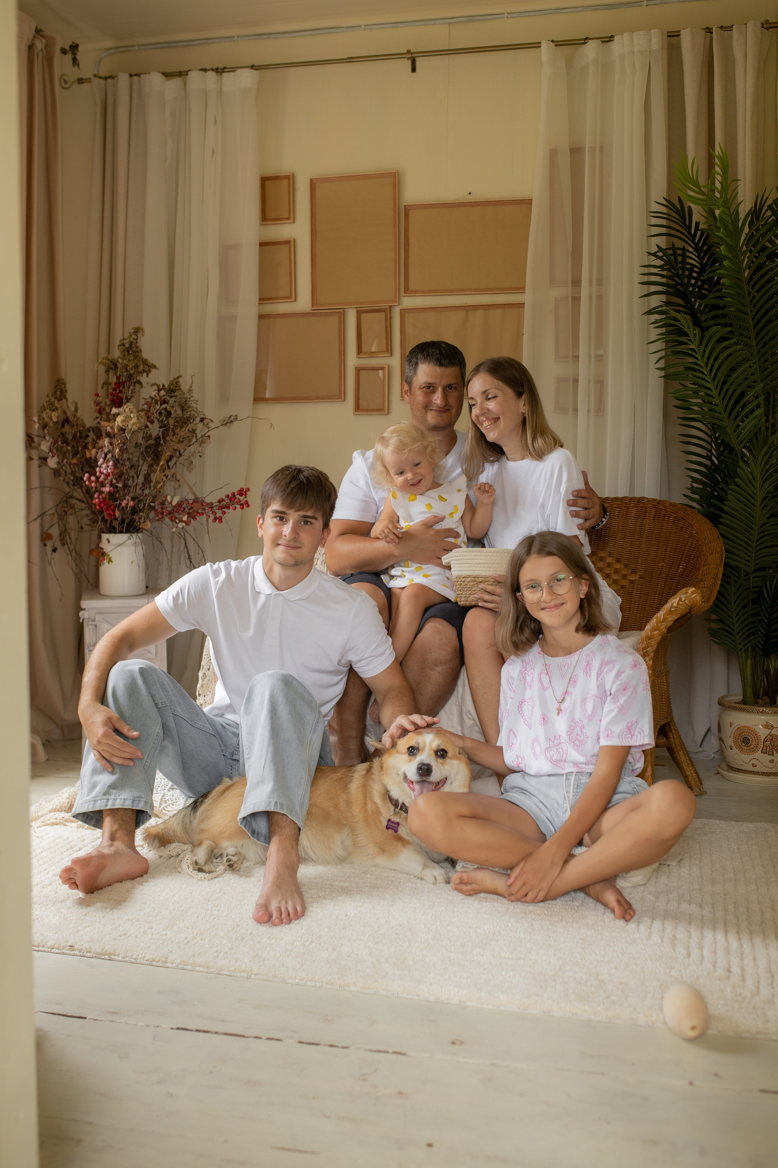 Семейная фотосессия на даче в Купавне. Фотограф в Железнодорожном и Балашихе