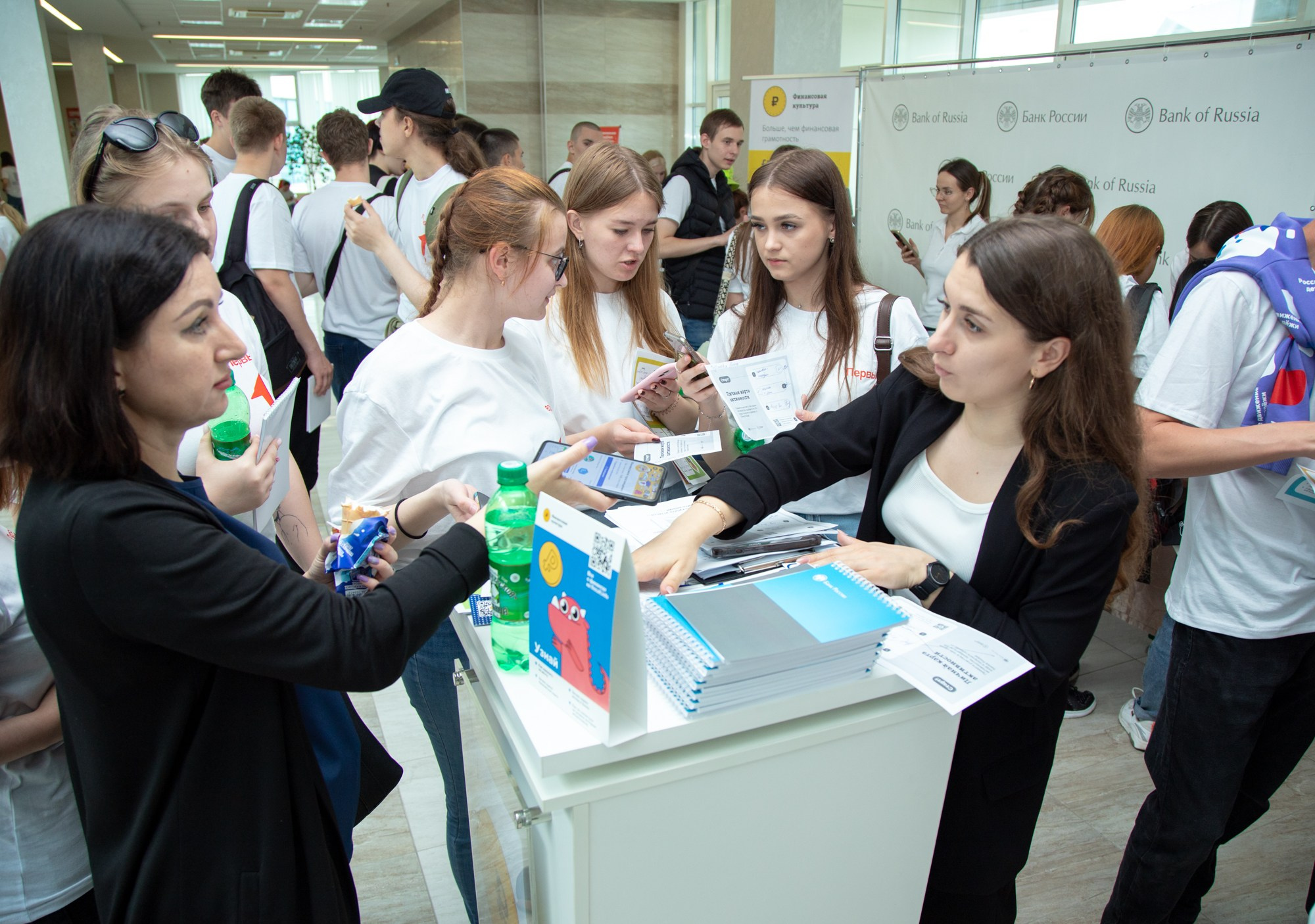 Первый фестиваль Движения Первых в Краснодаре. Репортажный, промышленный и маркетплейс-фотограф Дмитрий Чернат