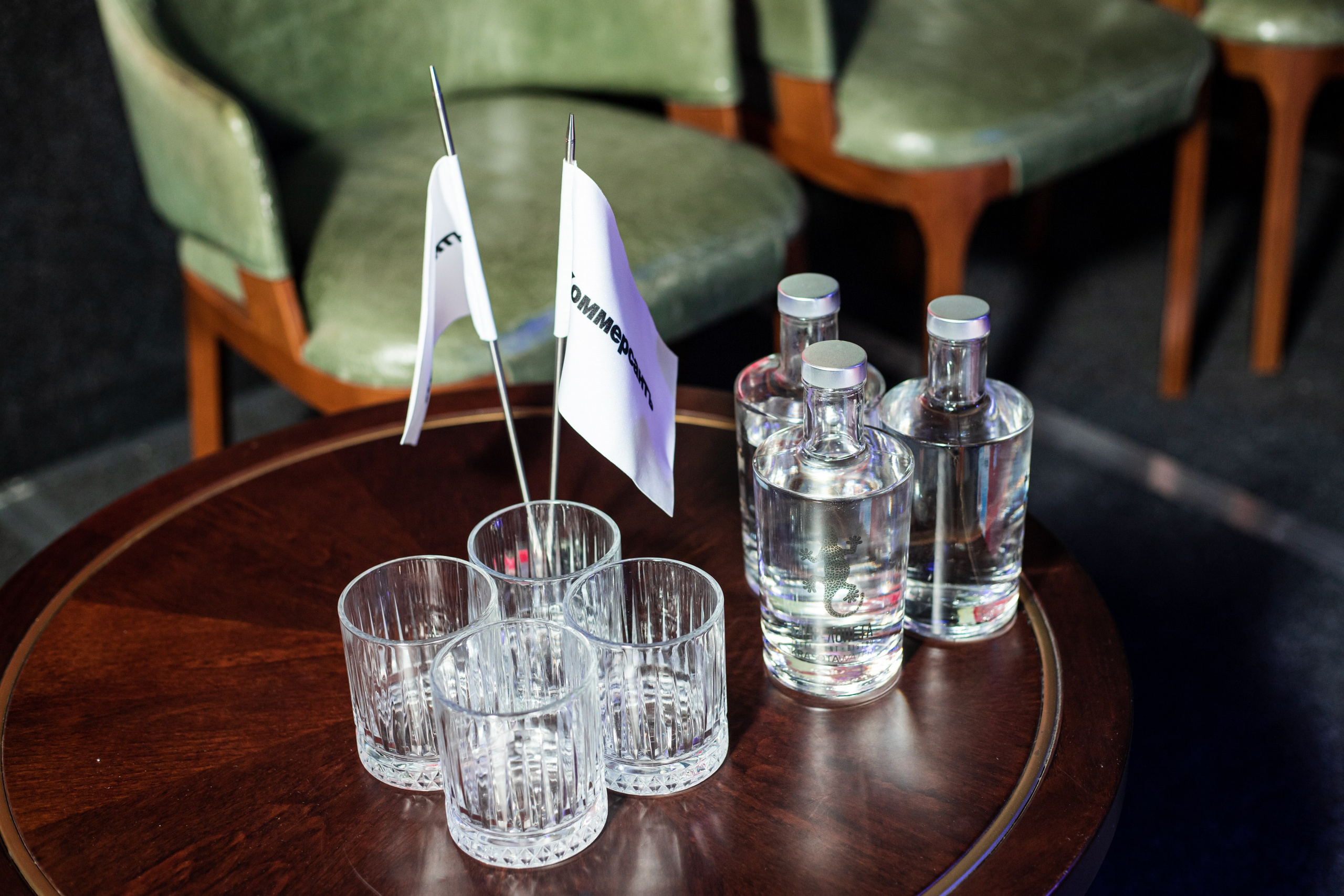 Коктейль «Коммерсантъ». Репортажный и fashion фотограф в Москве Сергей Бардин