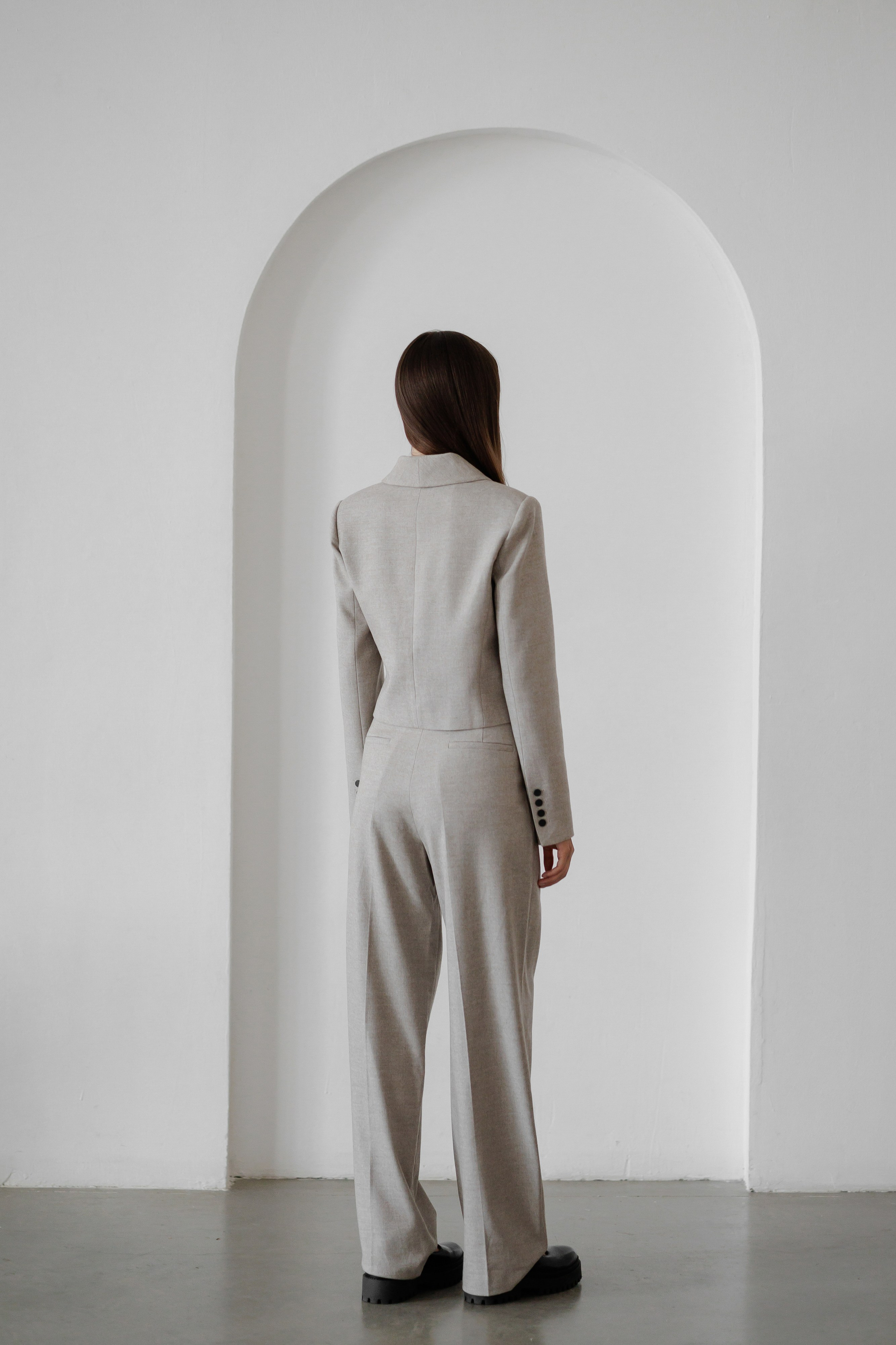 Bianelli — нейтральный фон. Фото и видео контент за одну съемку — Веретенников Егор