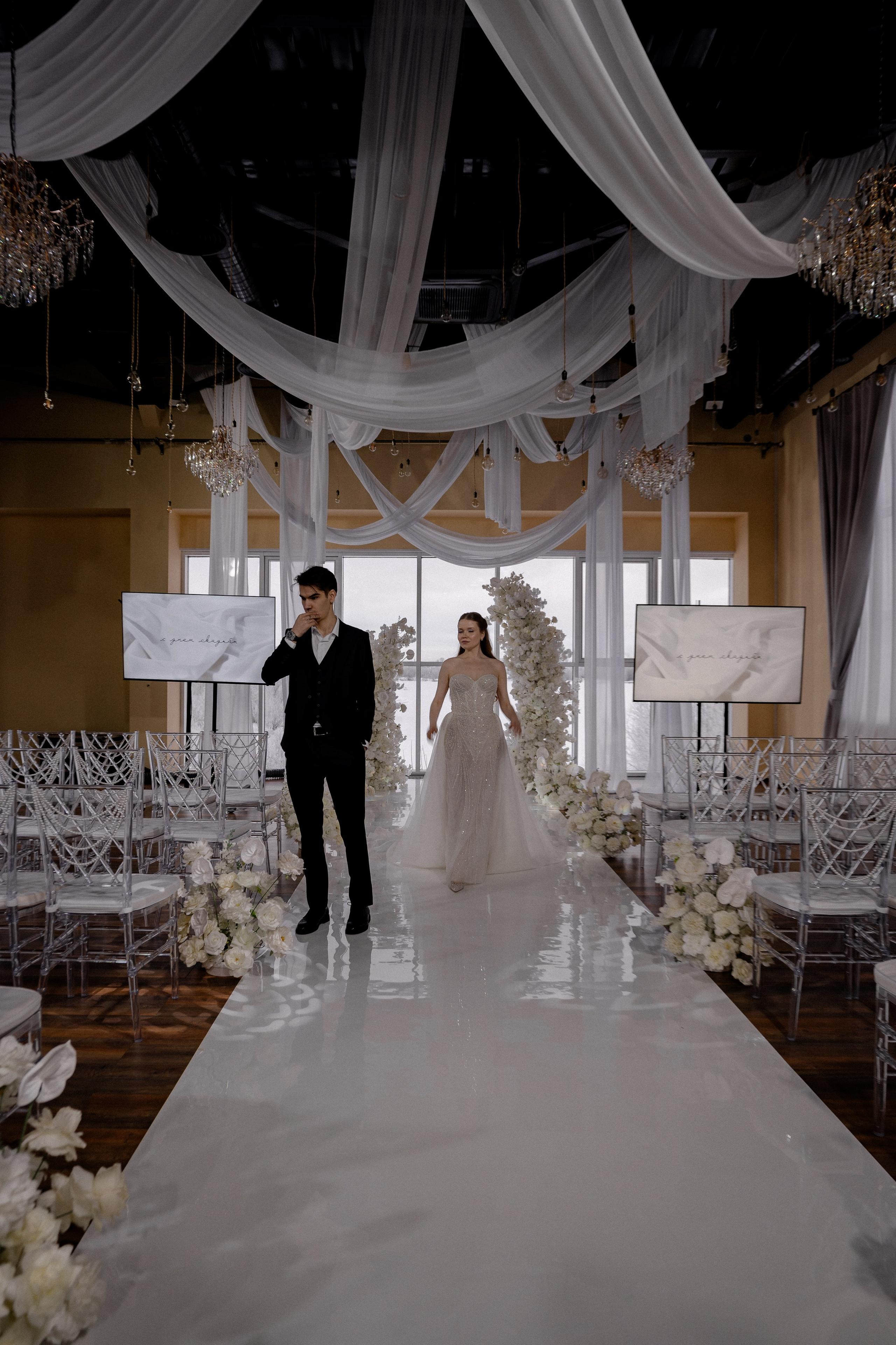 СВАДЕБНАЯ СЬЕМКА СБОРОВ В ОТЕЛЕ И ВЫЕЗД НА ЦЕРЕМОНИЮ (СНЯТО В СИБИРЕ В НИЖНЕВАРТОВСКЕ). Профессиональный фотограф, Санкт-Петербург — Виктория Богомолова