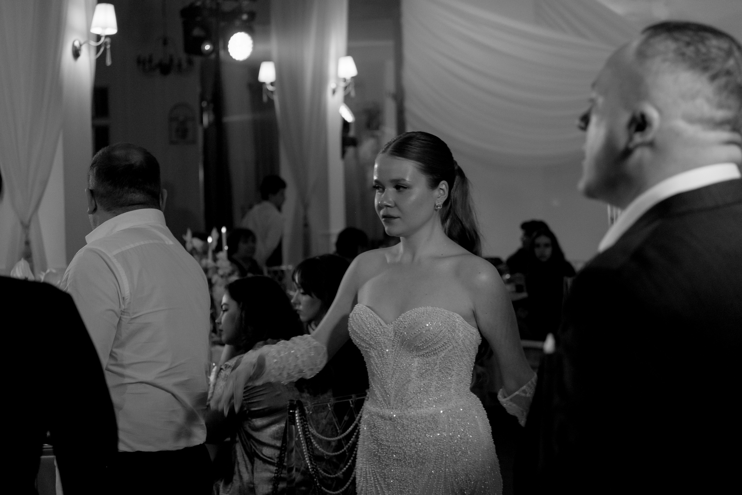 СВАДЕБНЫЙ БАНКЕТ (СНЯТО В СИБИРЕ В НИЖНЕВАРТОВСКЕ). Профессиональный фотограф, Санкт-Петербург — Виктория Богомолова