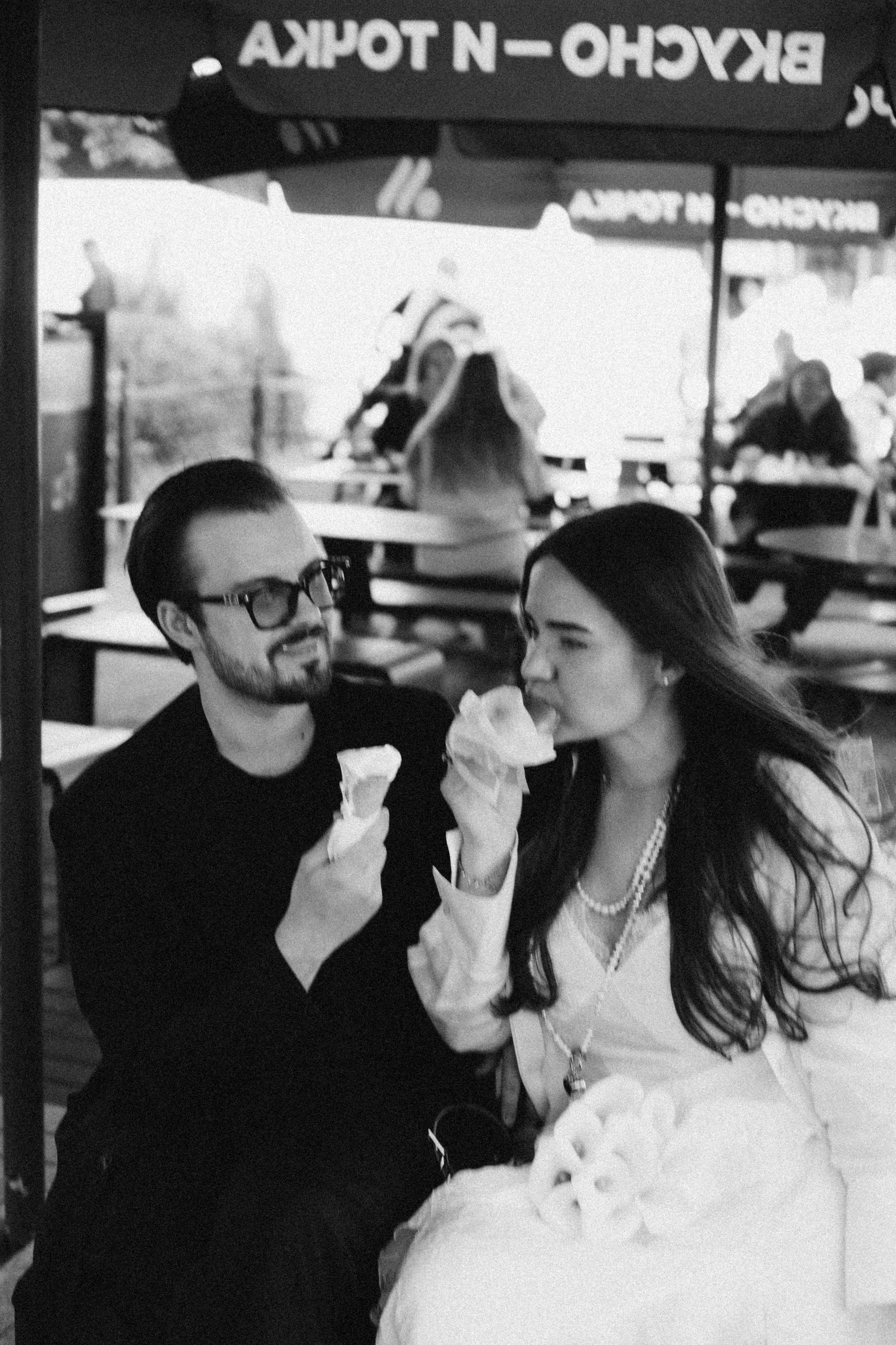 СВАДЕБНАЯ СЬЕМКА В ПАРКЕ ПОБЕДЫ И ПРОГУЛКА ПО МОСКОВСКОМУ ПРОСПЕКТУ. Профессиональный фотограф, Санкт-Петербург — Виктория Богомолова