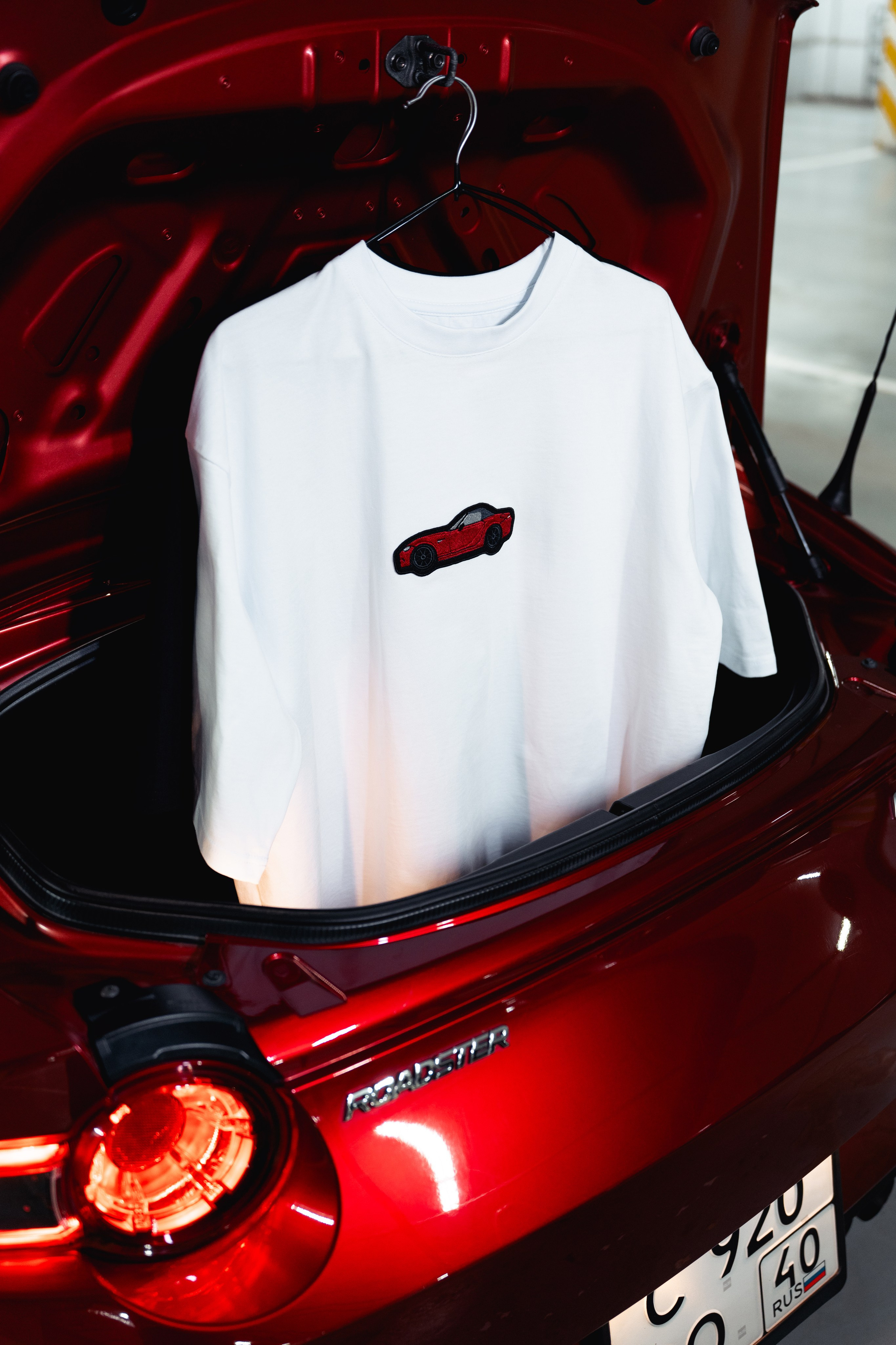 Фотографии футболок Cotton Cars и Mazda MX-5