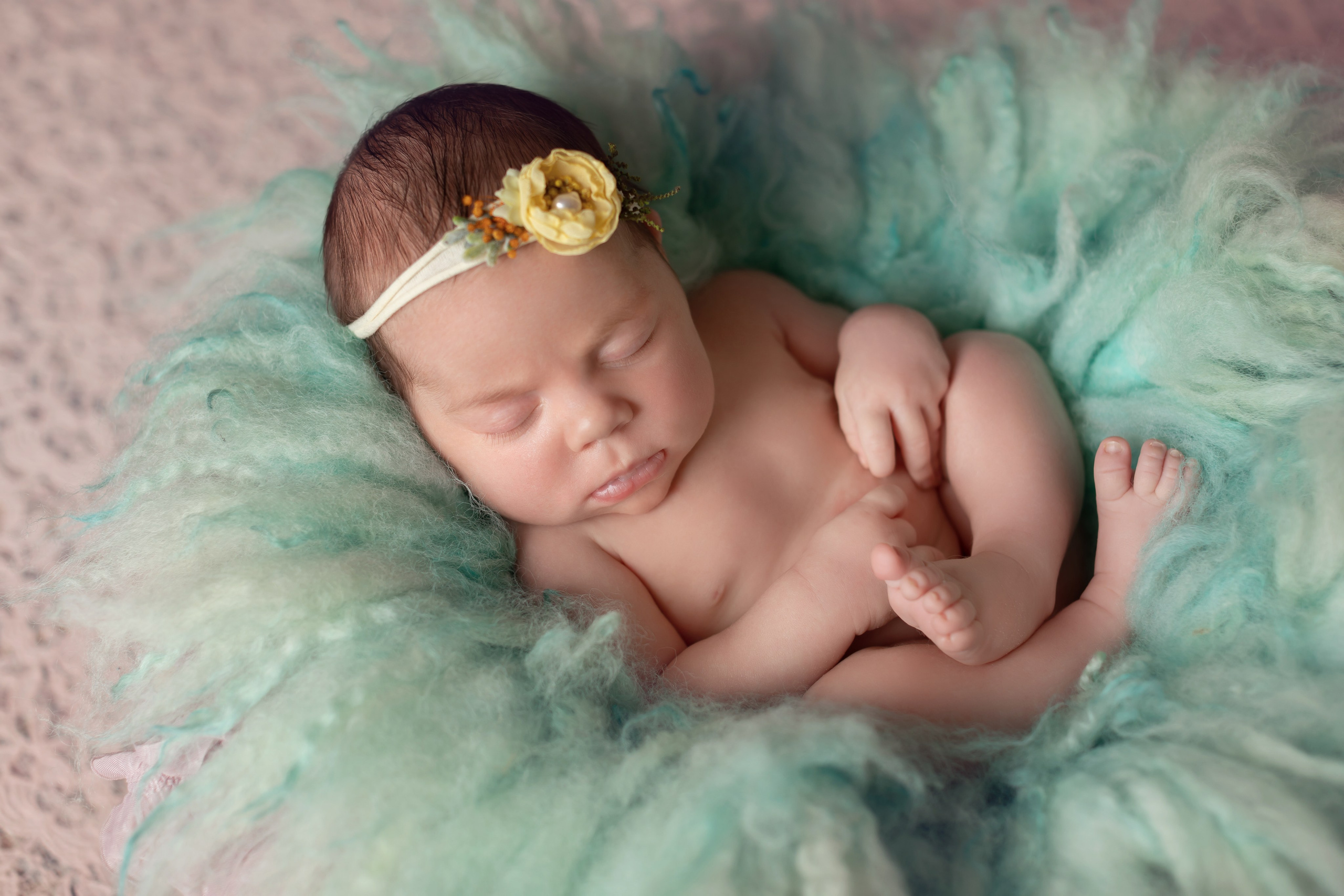 PH @bestmoments_newborn. Retoucher Aleksmokh