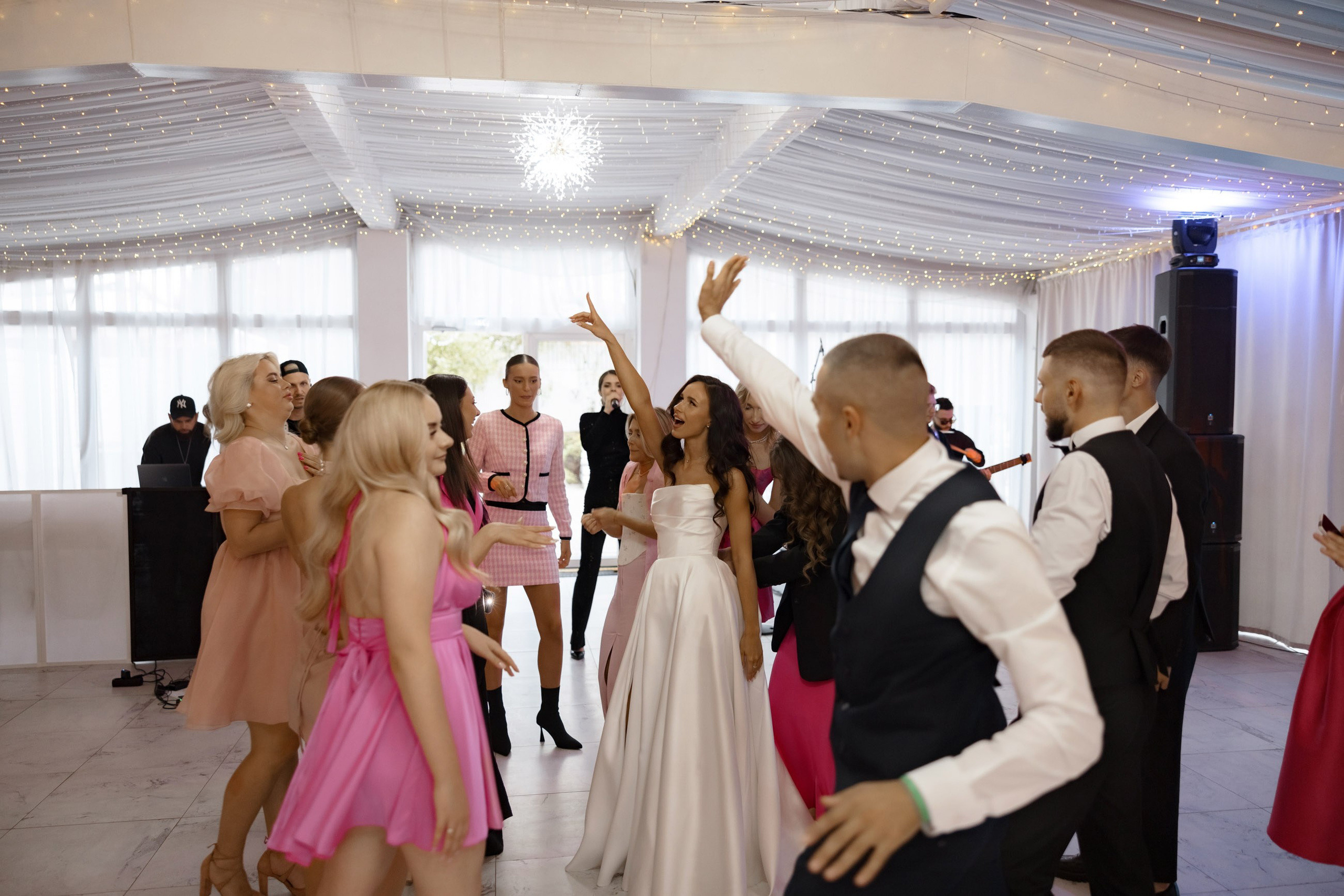 Даниил и Яна. Свадебный фотограф и видеограф Юрий и Эля Дубинины