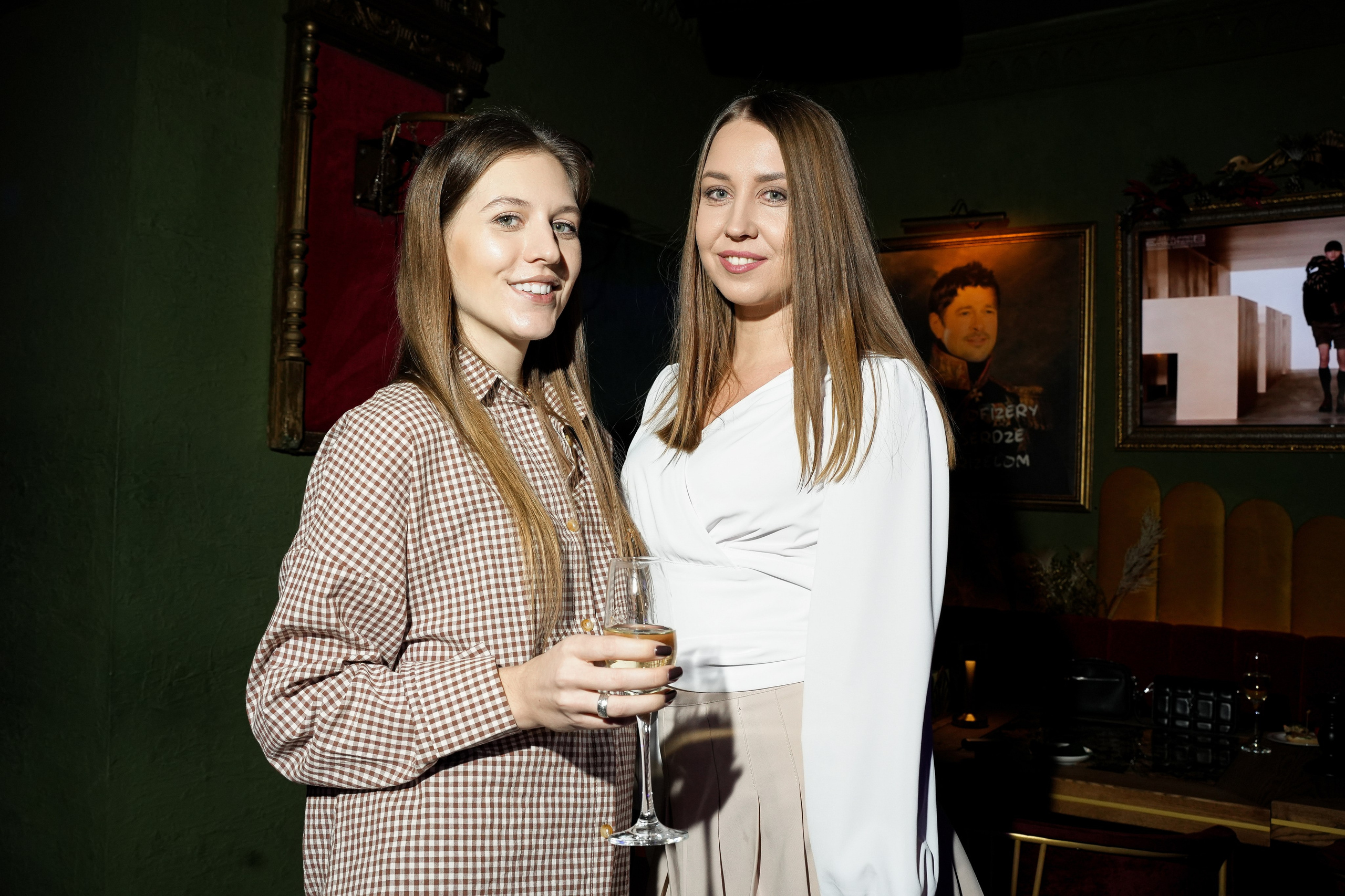 EVENT-туса в караоке. Свадебный фотограф и видеограф в Ростове-на-Дону. Максим и Наталья Лебедевы