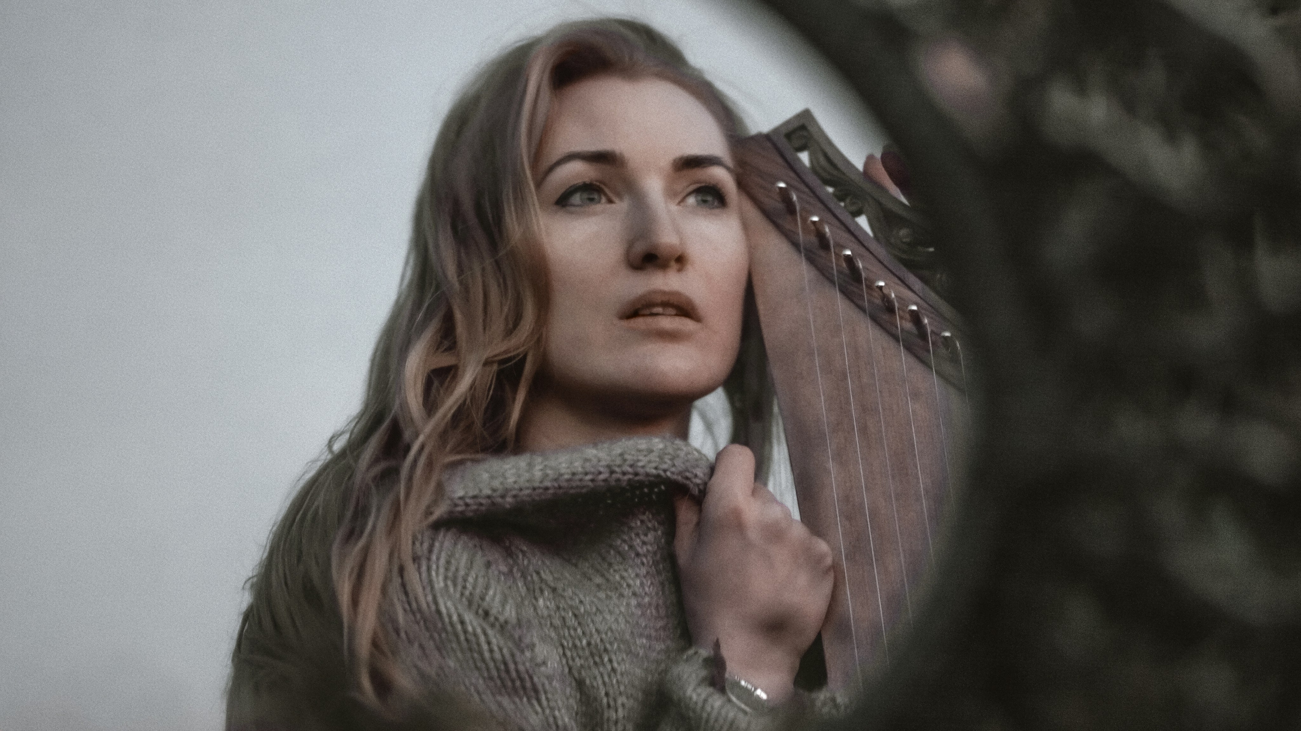 ПОРТРЕТ С ГУСЛЯМИ. Фотограф и Видеограф Артур Гимаев