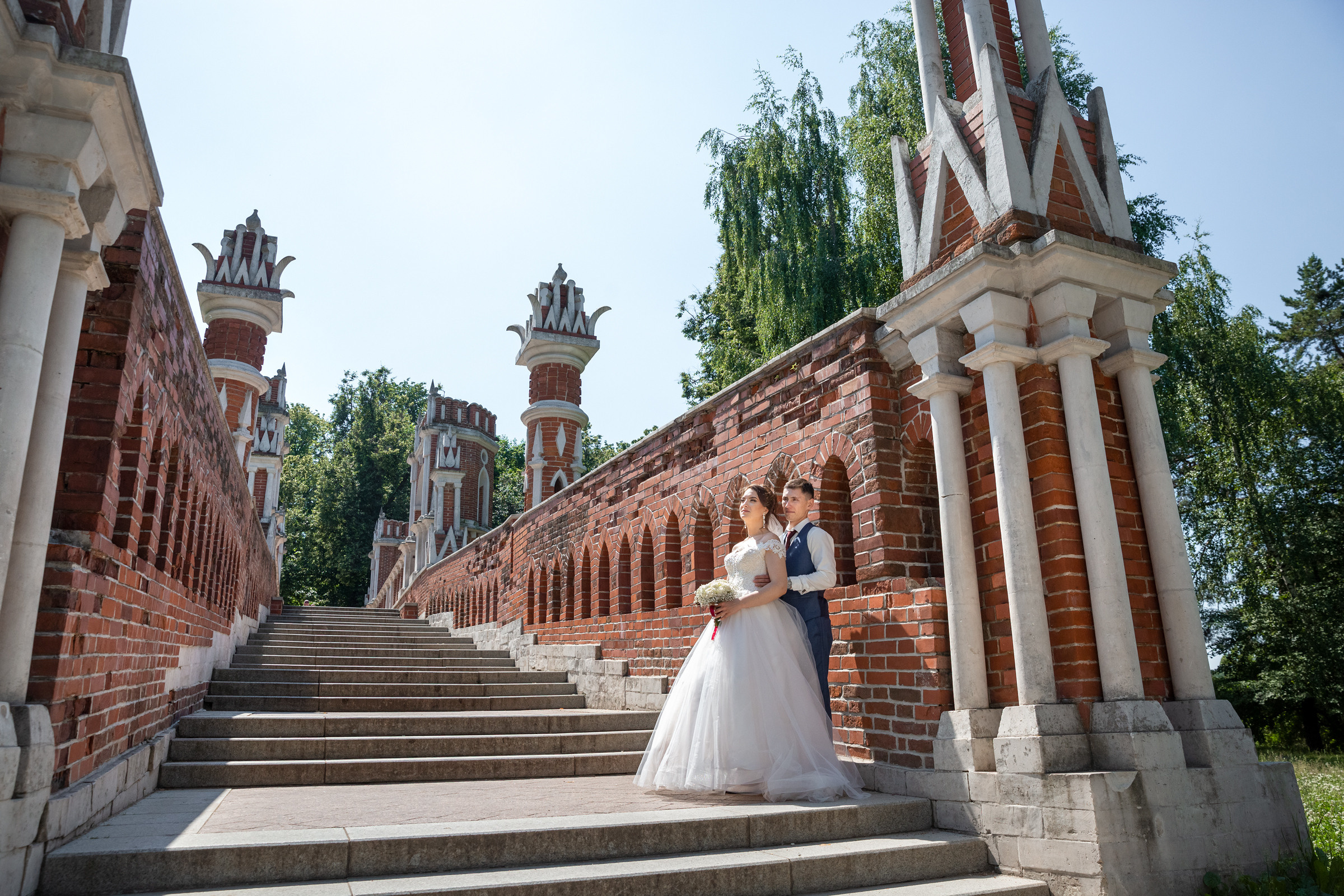 Свадебная фотосессия в Царицыно Алексея и Елены. Свадебные фотографы в Москве: Денис и Елена Пройдовы