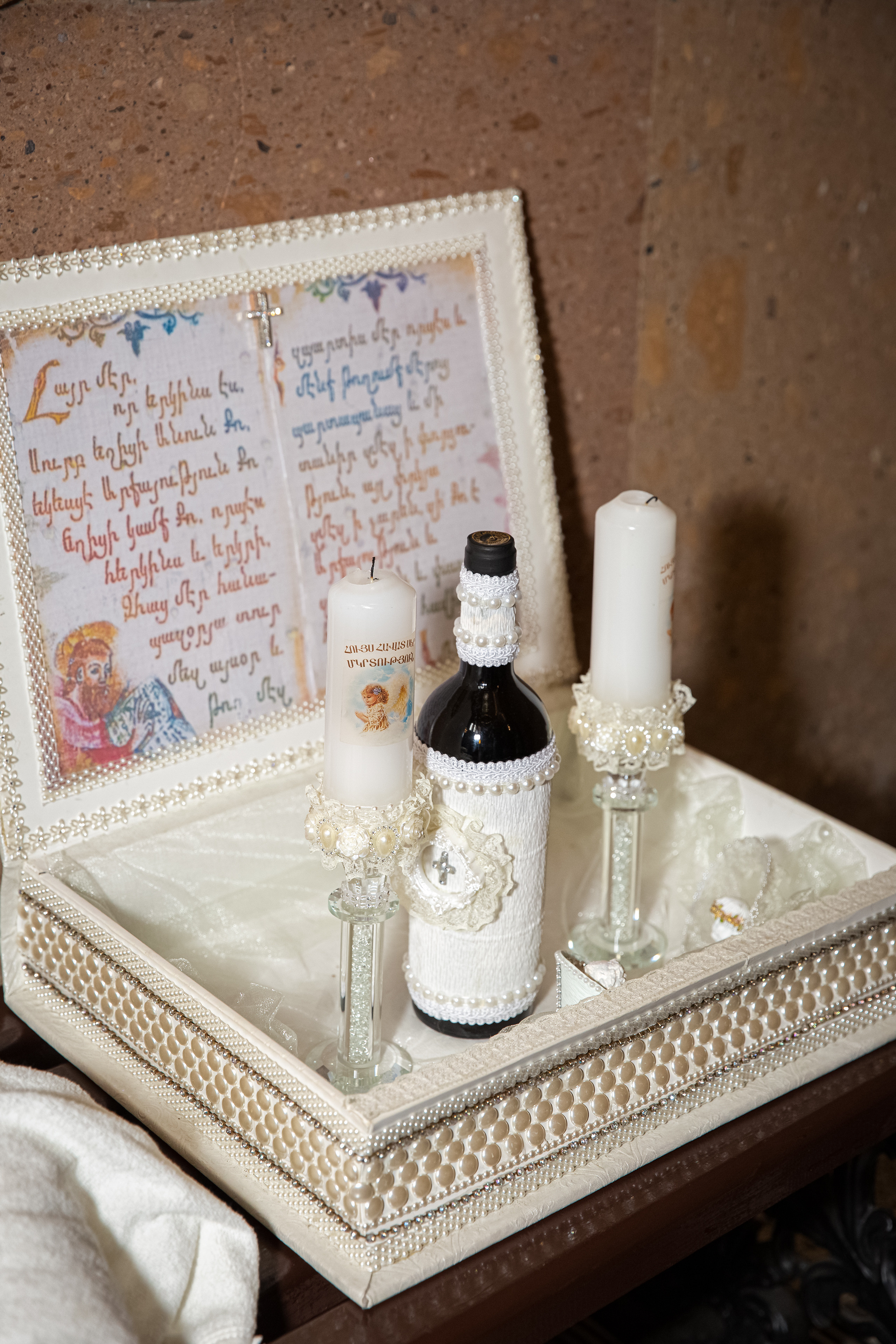 Крещение в армянской церкви. Свадебные фотографы в Москве: Денис и Елена Пройдовы