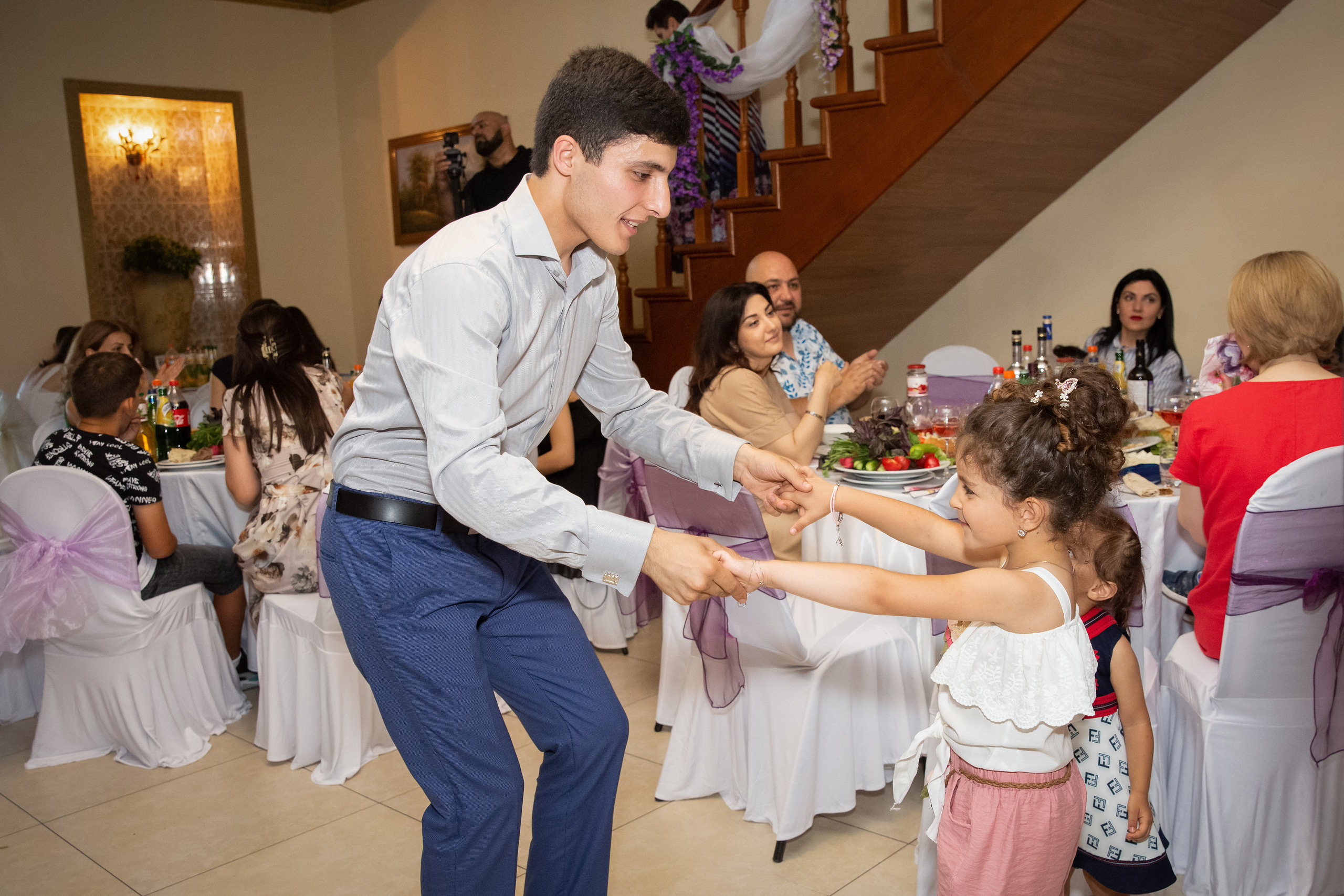 Крещение в армянской церкви. Свадебные фотографы в Москве: Денис и Елена Пройдовы