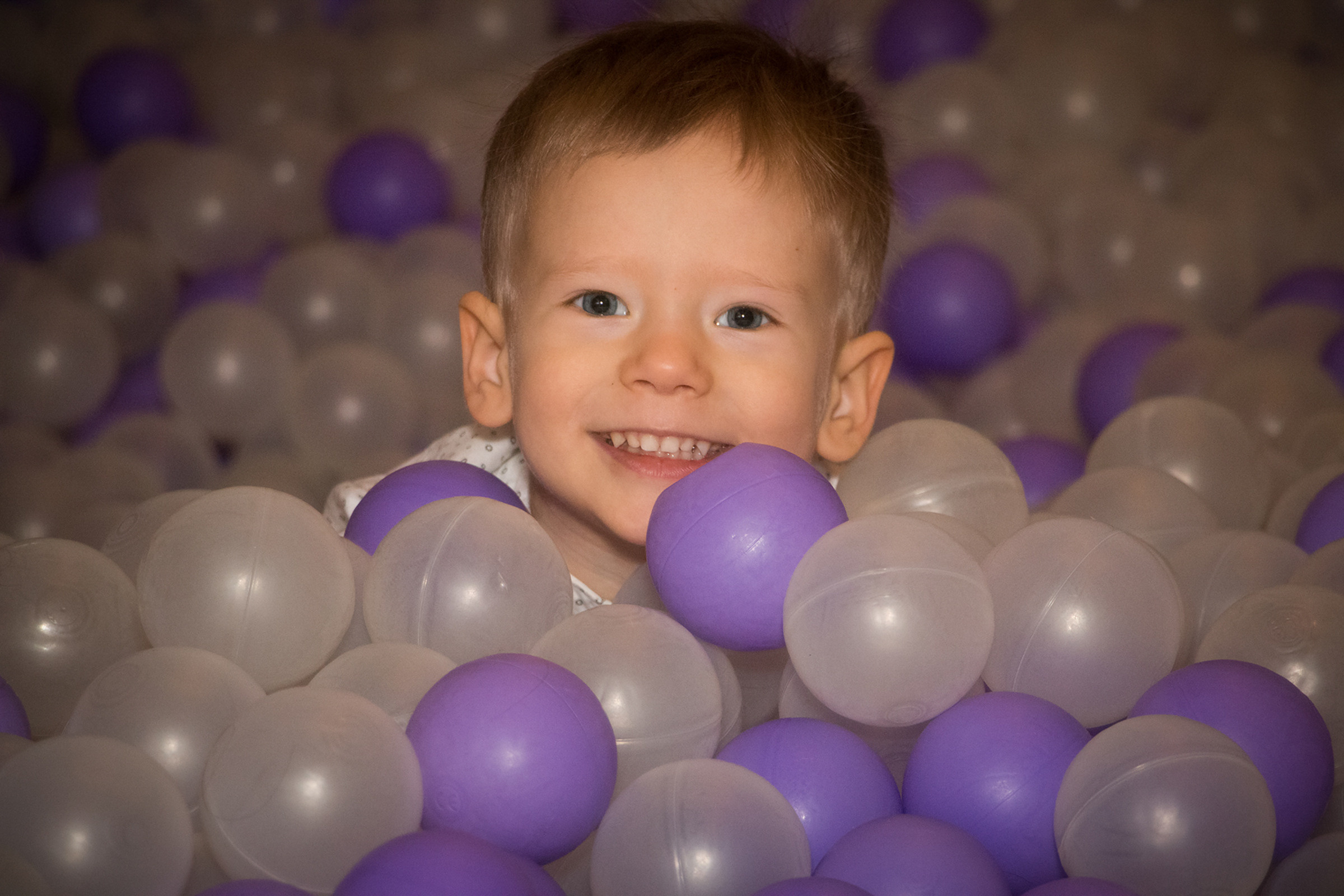 Детский праздник в кафе АндерСон. Свадебные фотографы в Москве: Денис и Елена Пройдовы