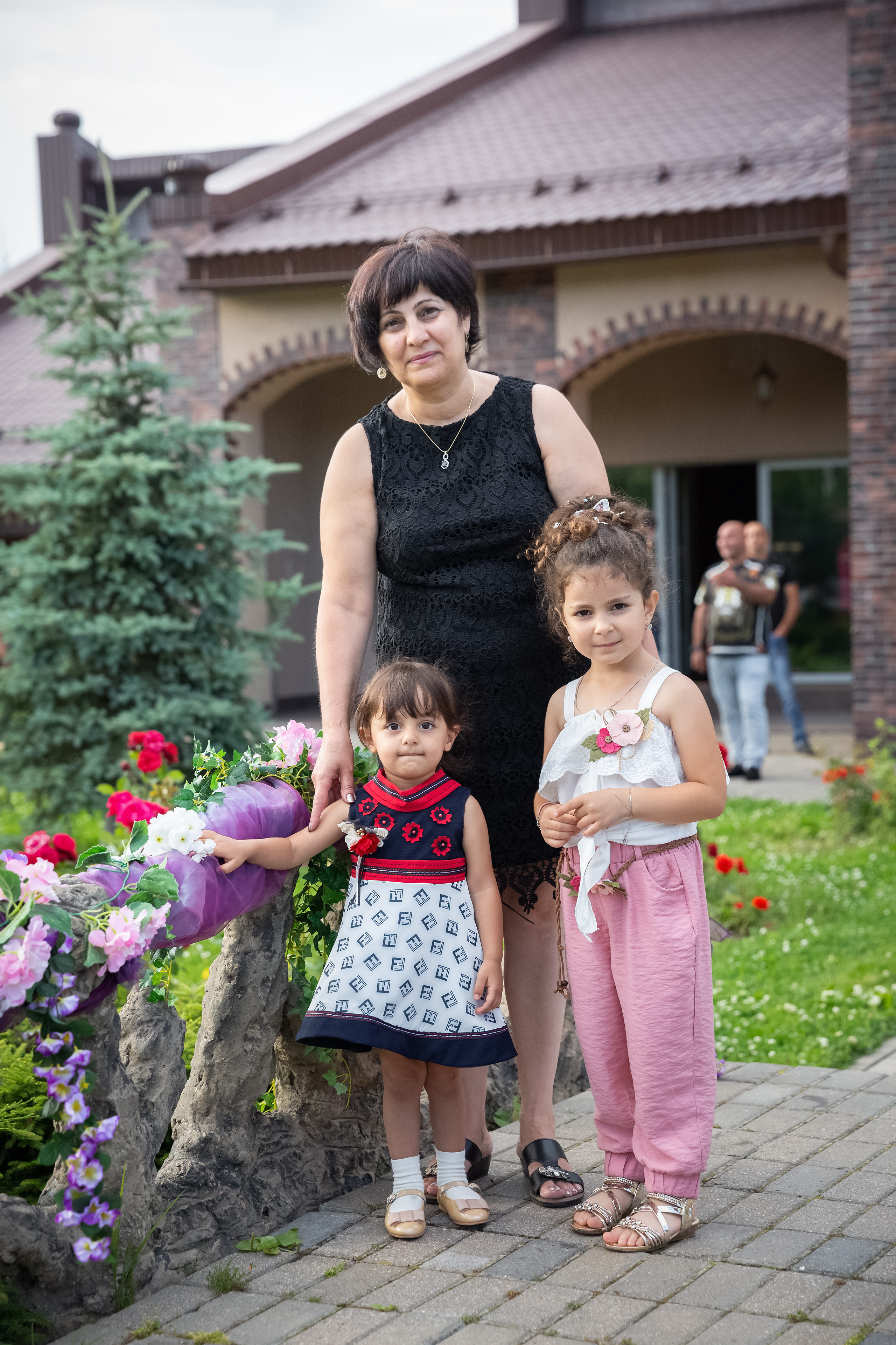 Крещение в армянской церкви. Свадебные фотографы в Москве: Денис и Елена Пройдовы