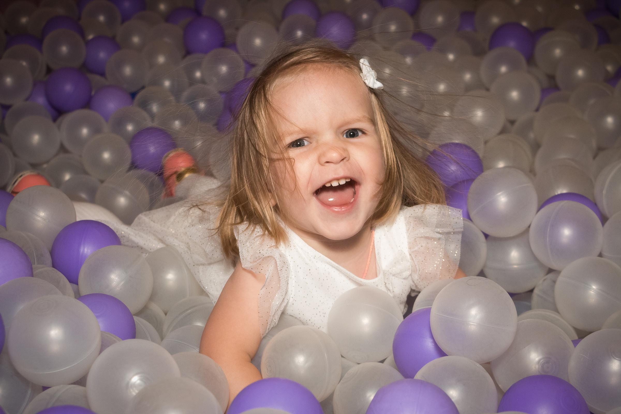 Детский праздник в кафе АндерСон. Свадебные фотографы в Москве: Денис и Елена Пройдовы