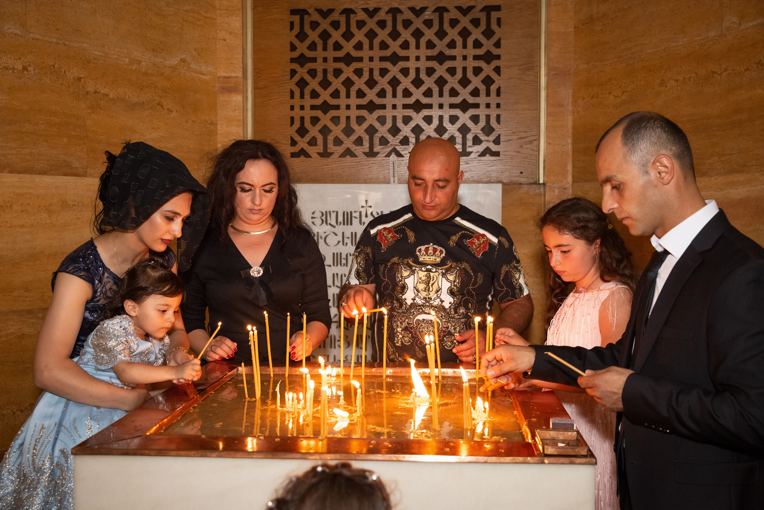 Крещение в армянской церкви. Свадебные фотографы в Москве: Денис и Елена Пройдовы