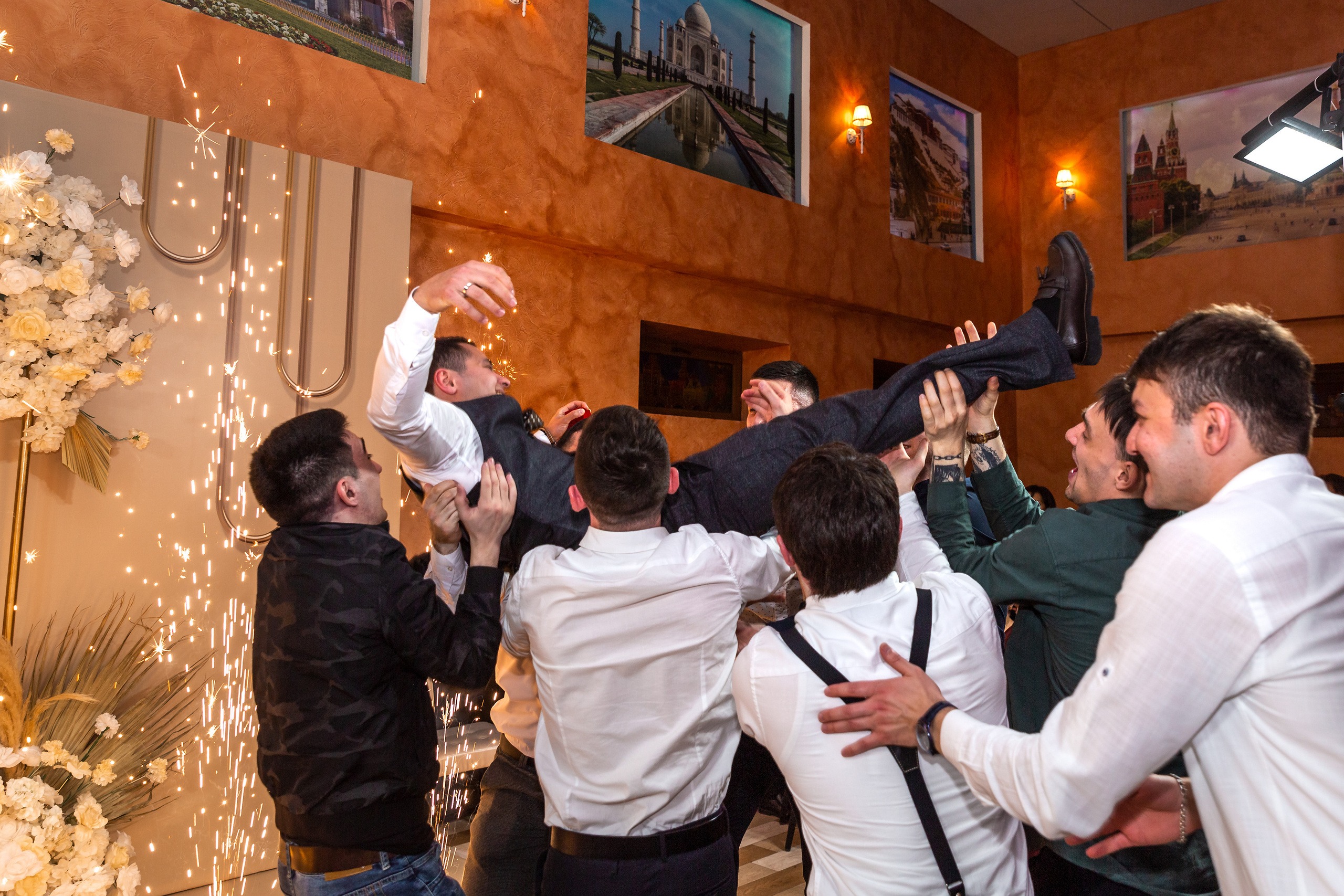 Ацамаз и Арпине. Свадебные фотографы в Москве: Денис и Елена Пройдовы